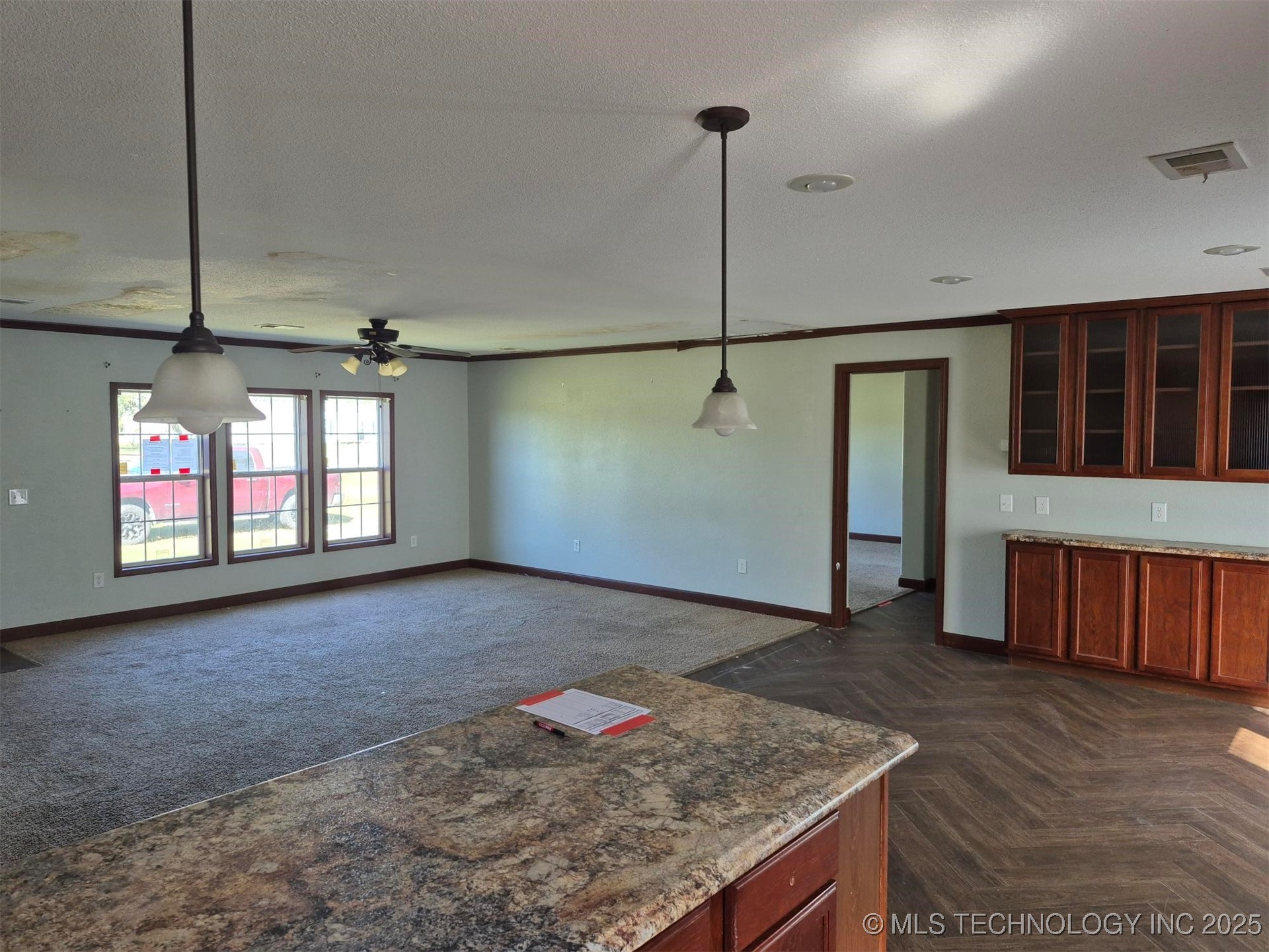 101 S Farrar Street Property Photo 2