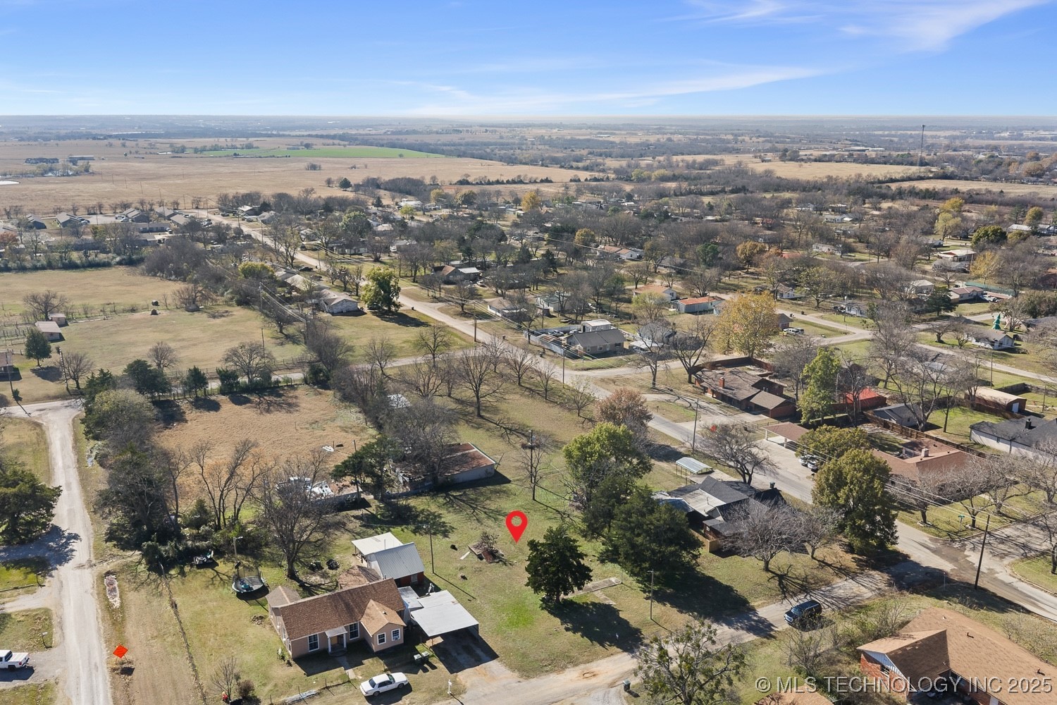 504 E Cherokee Street Property Photo 3