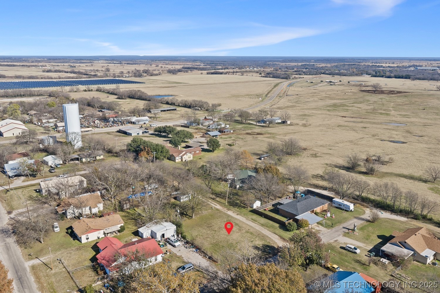 605 E Cherokee Street Property Photo 3