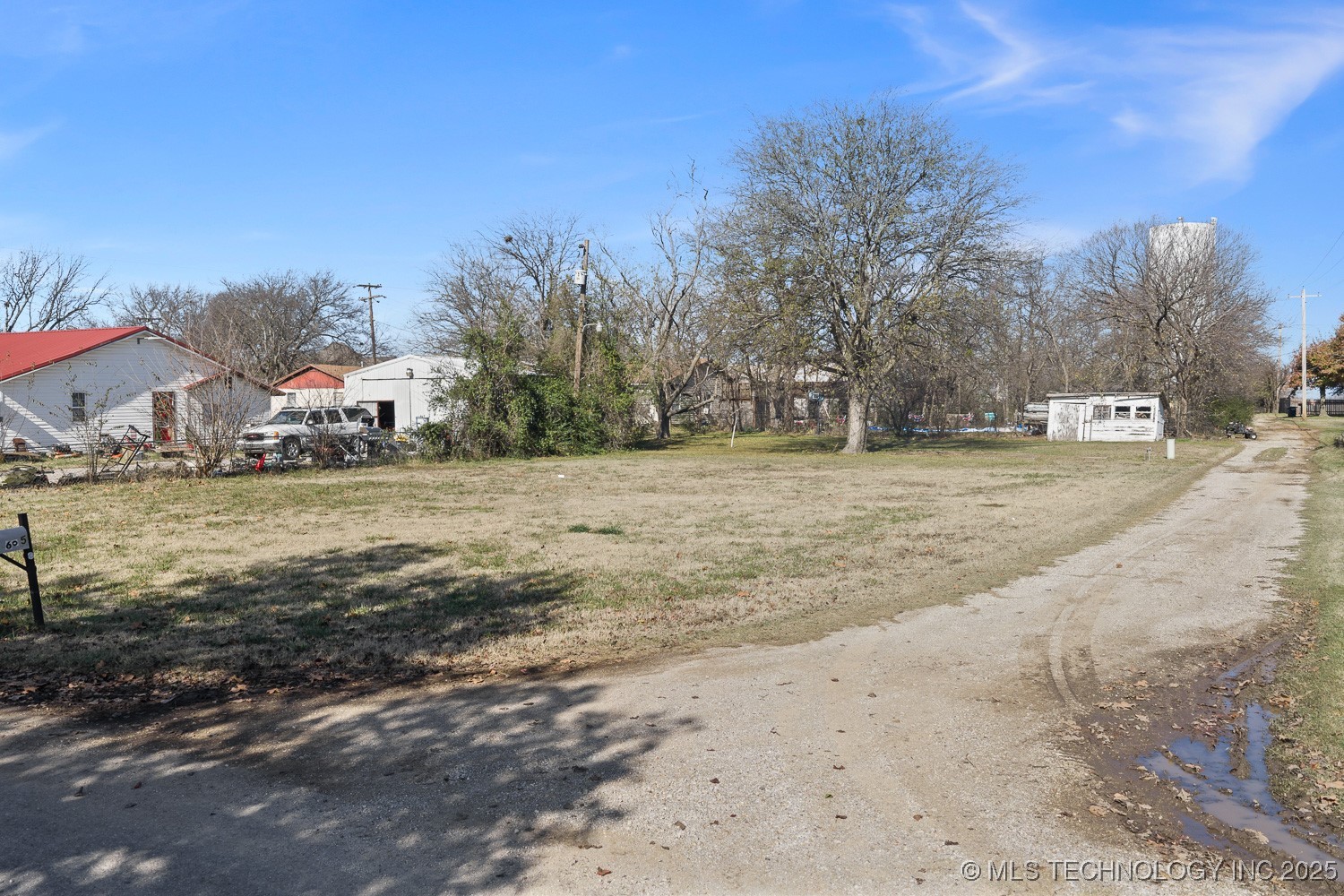 605 E Cherokee Street Property Photo 9