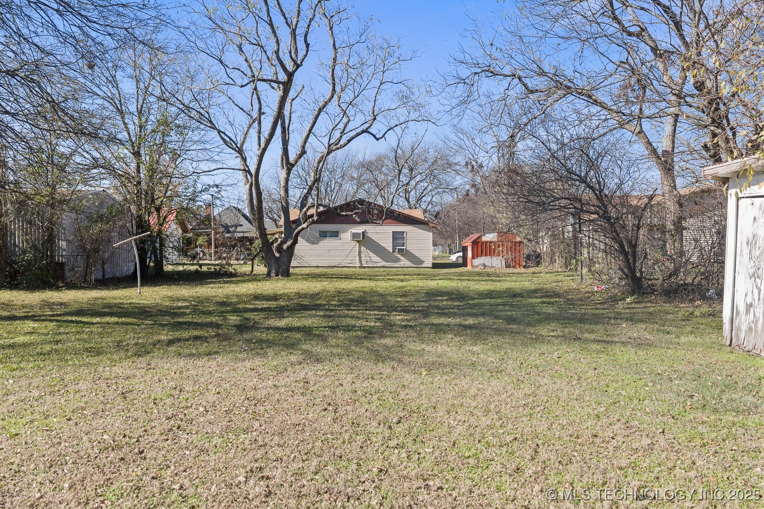 605 E Cherokee Street Property Photo 11