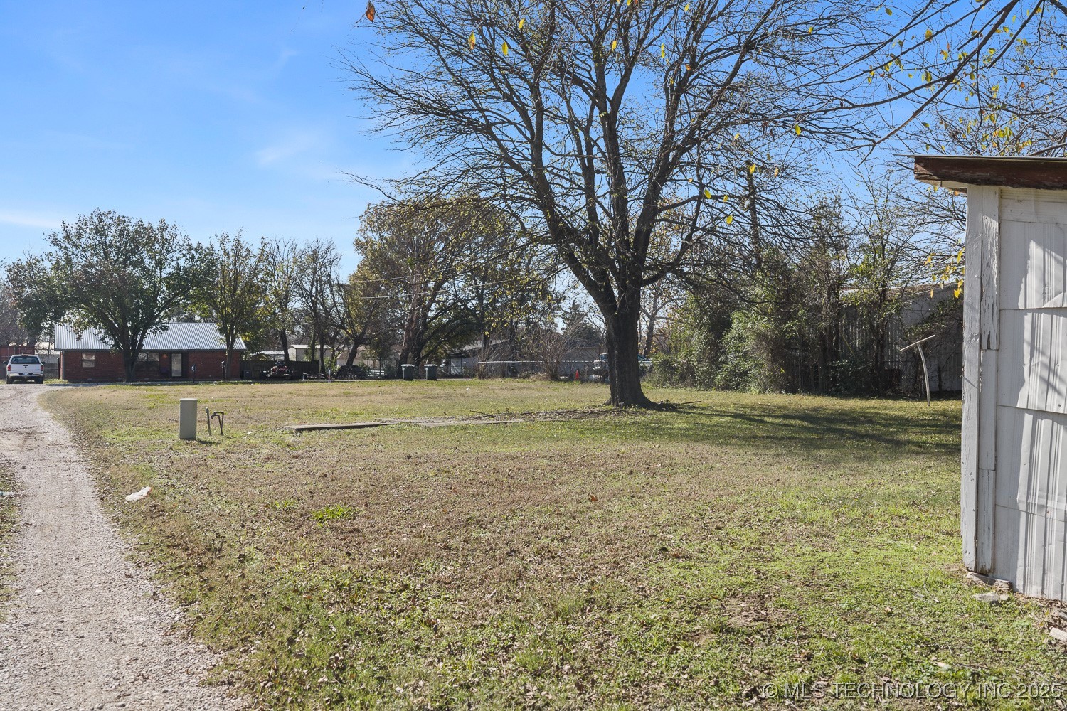 605 E Cherokee Street Property Photo 12