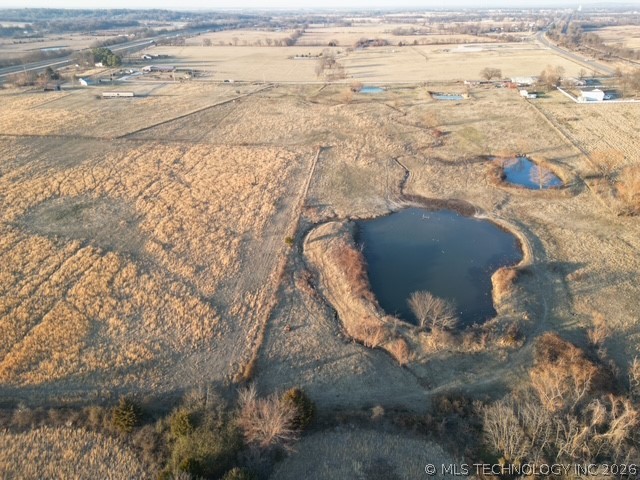 3 E 1100 Road Property Photo 3