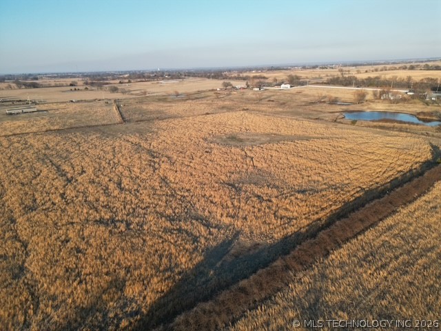 3 E 1100 Road Property Photo 10