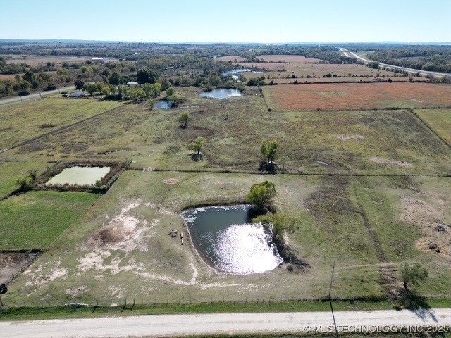 4 E 1100 Road Property Photo 6