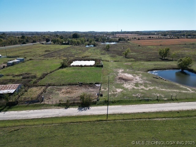 4 E 1100 Road Property Photo 8