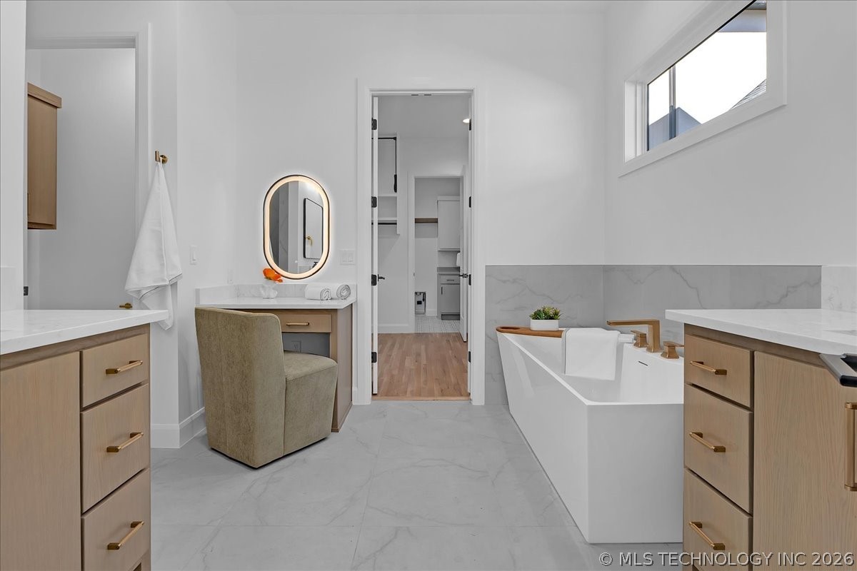 4703 S Detroit Avenue Property Photo 24