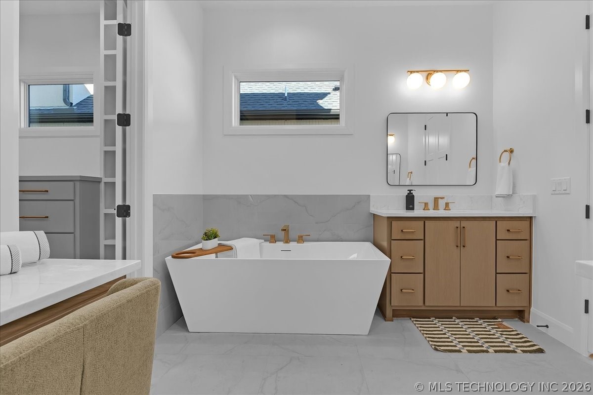 4703 S Detroit Avenue Property Photo 27