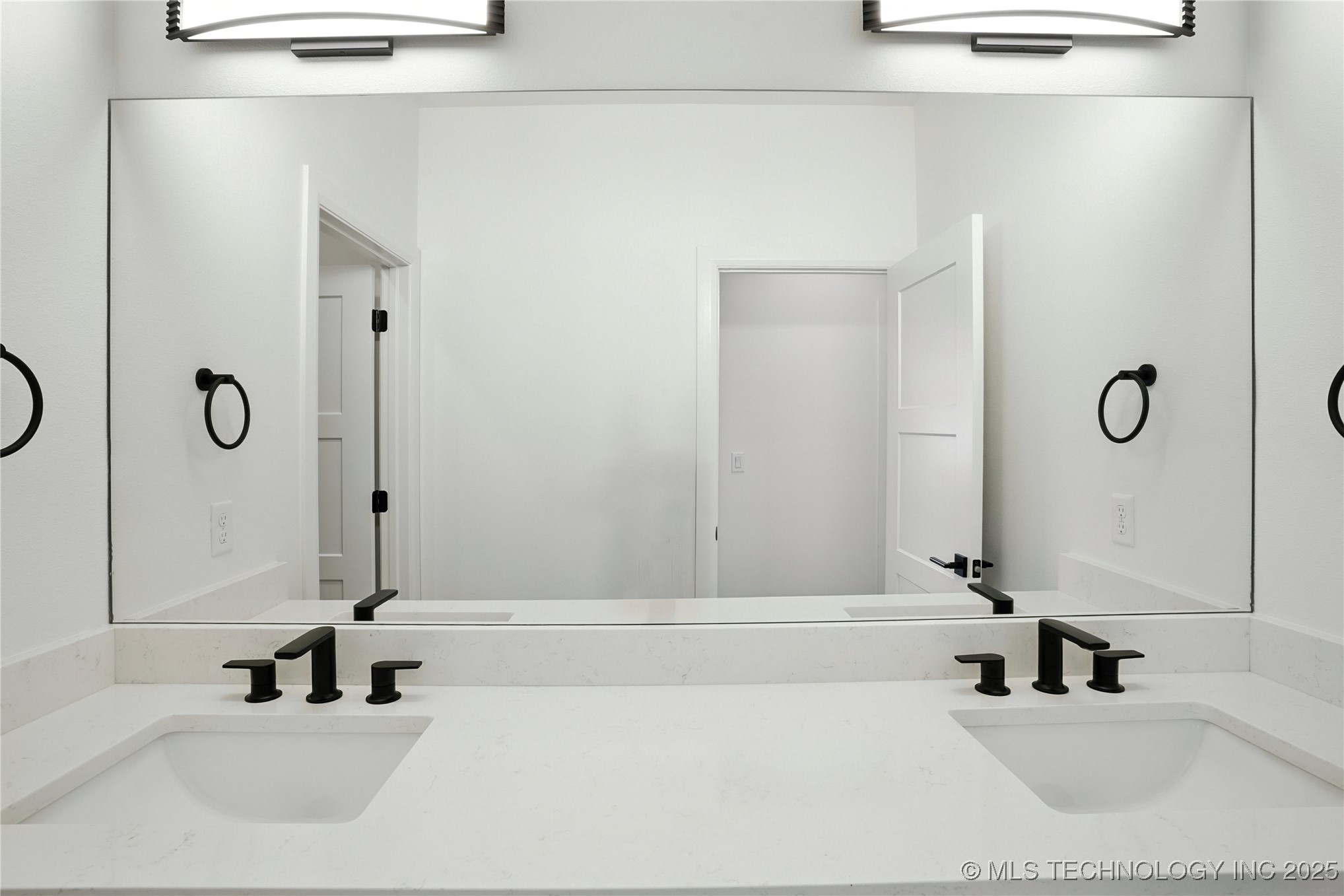 4703 S Detroit Avenue Property Photo 55