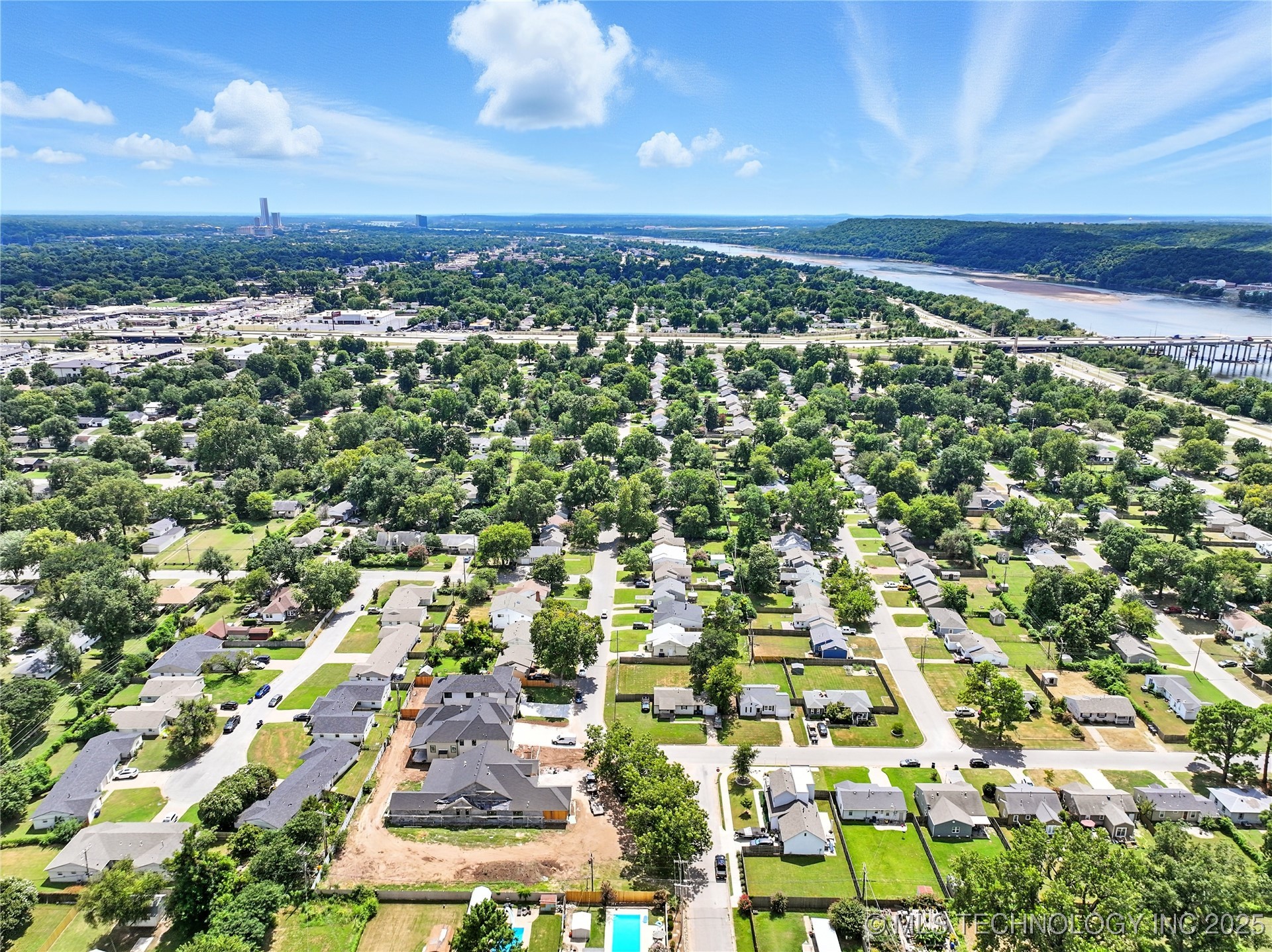 4703 S Detroit Avenue Property Photo 68