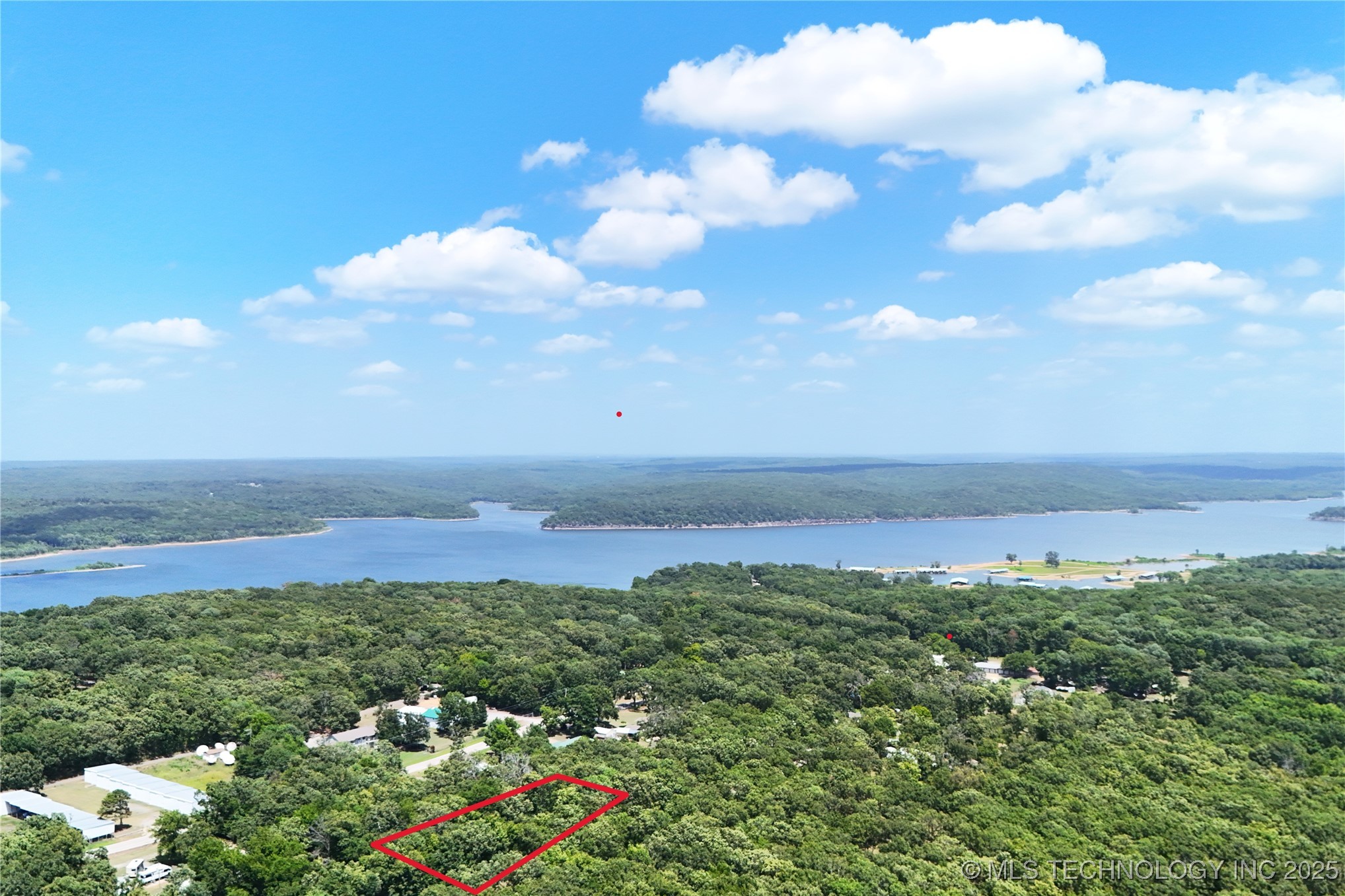 E 700 Drive Property Photo 4