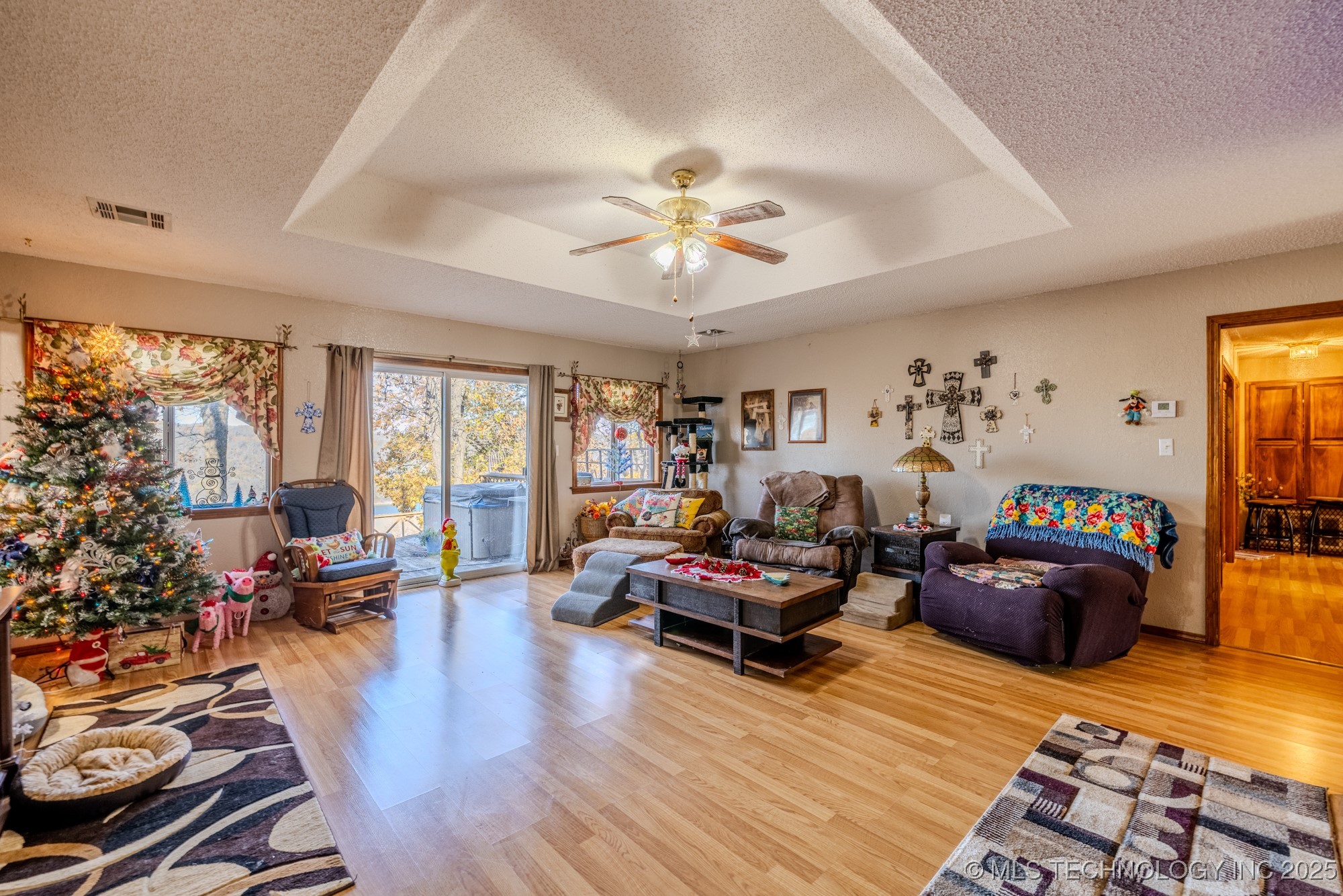 3202 W 820 Road Property Photo 6