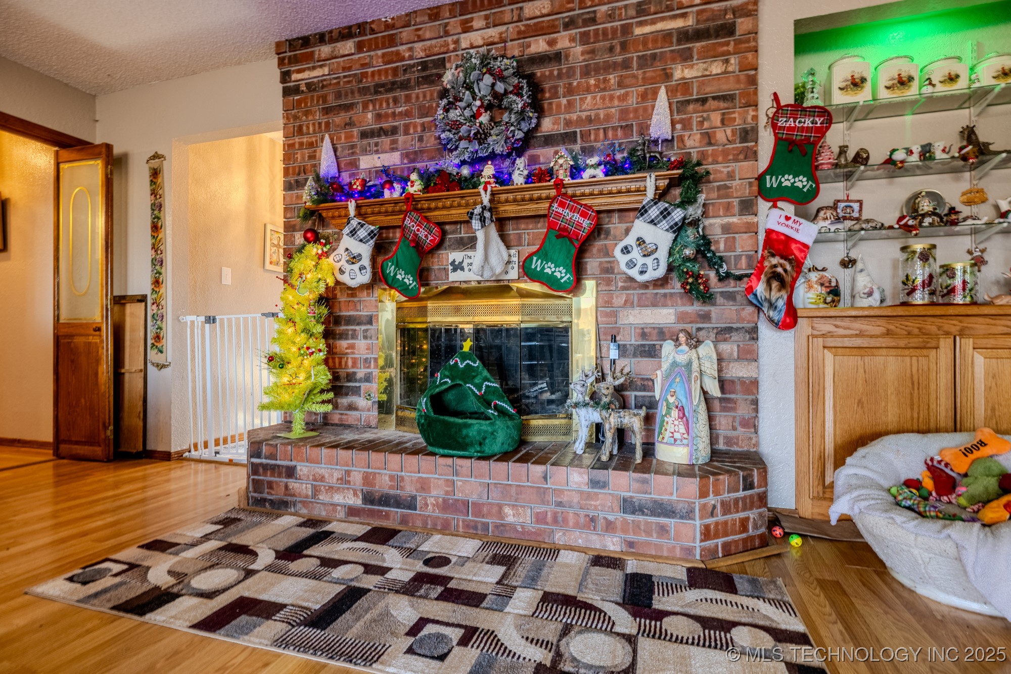 3202 W 820 Road Property Photo 9