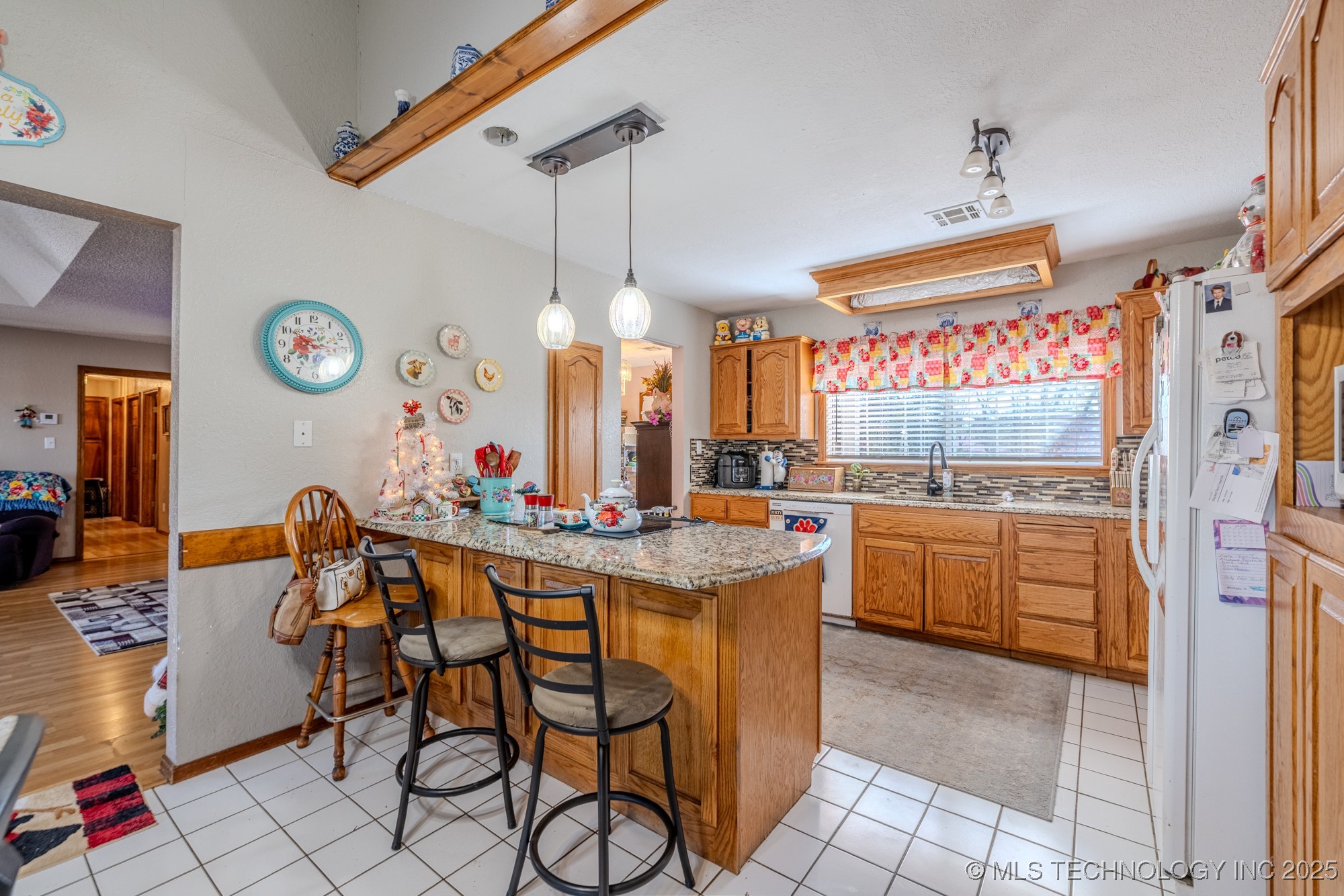 3202 W 820 Road Property Photo 10