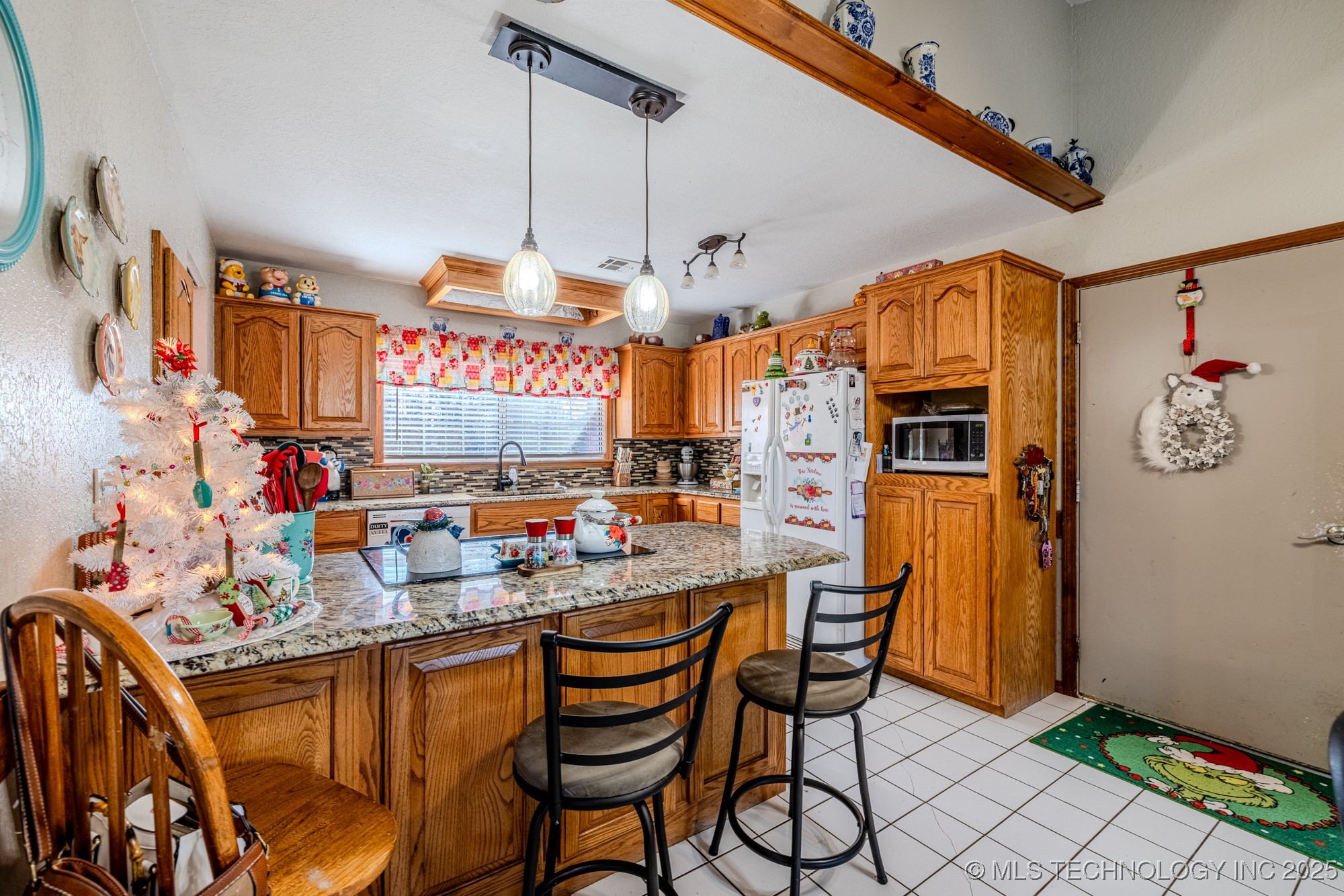 3202 W 820 Road Property Photo 11