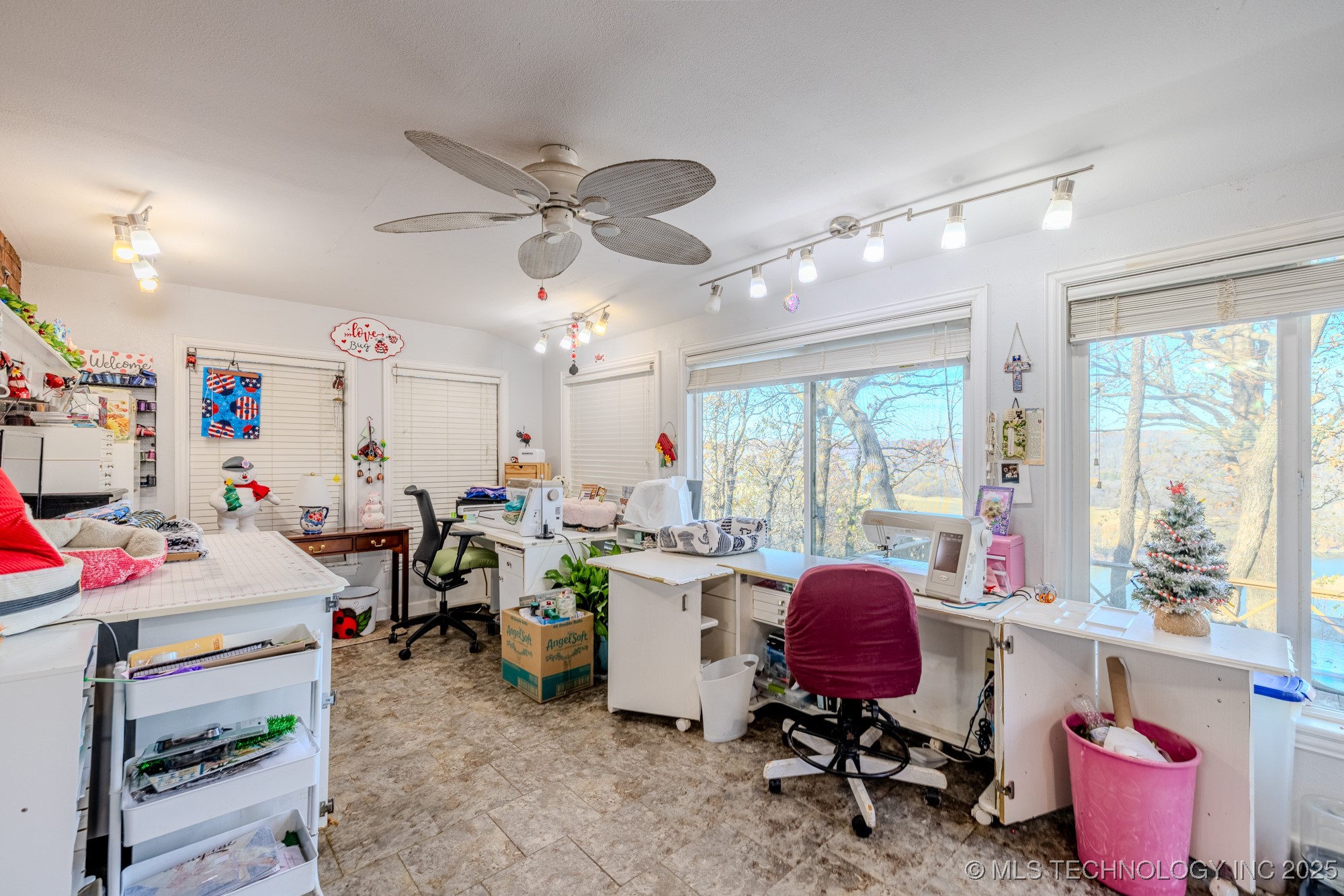 3202 W 820 Road Property Photo 30