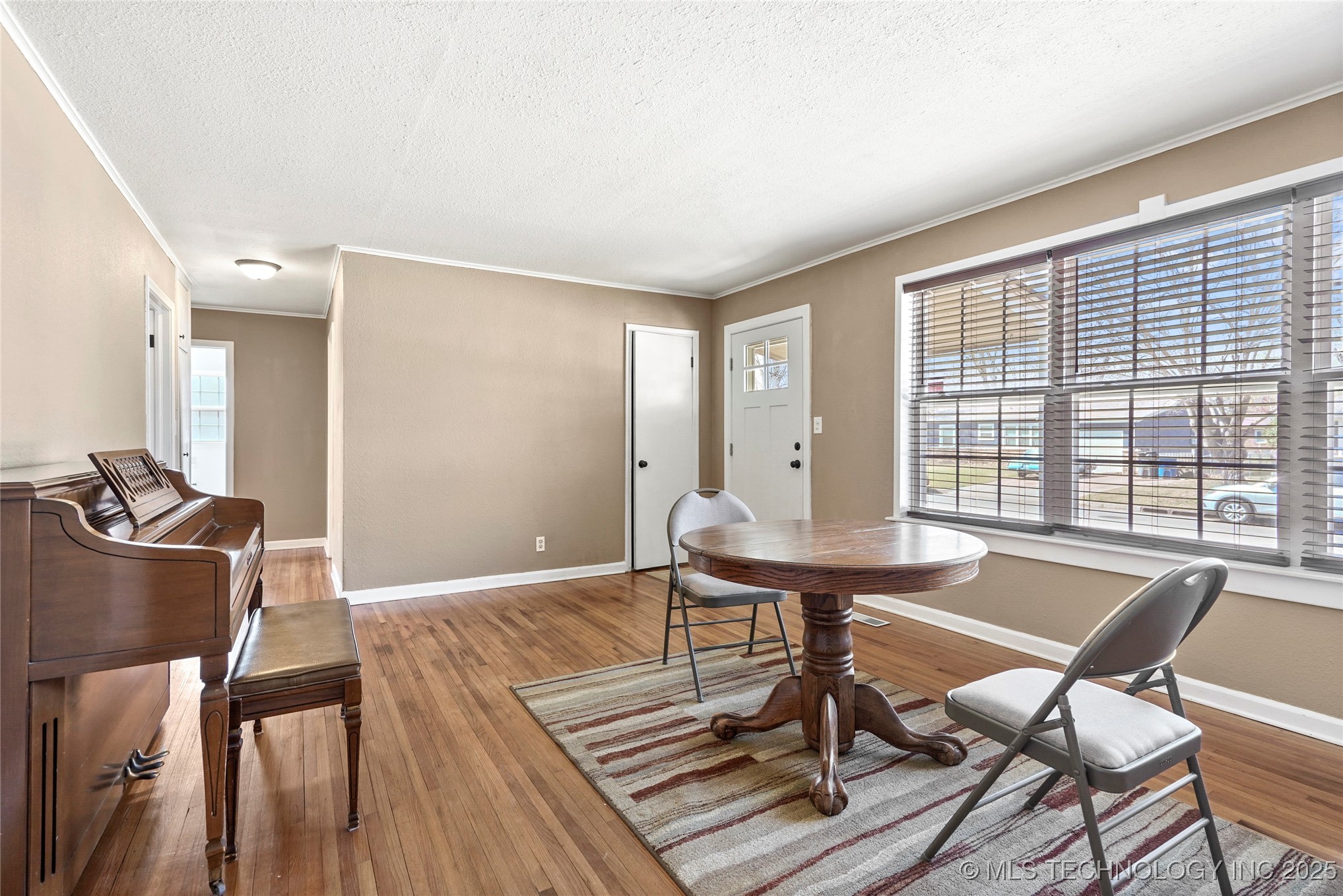 4641 S Trenton Avenue Property Photo 5