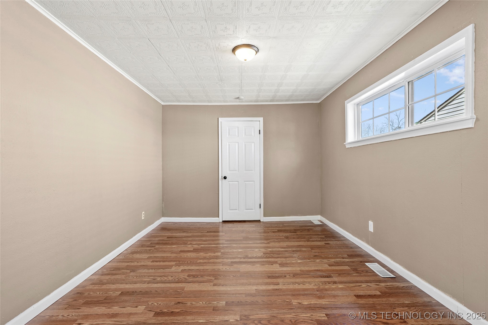 4641 S Trenton Avenue Property Photo 12