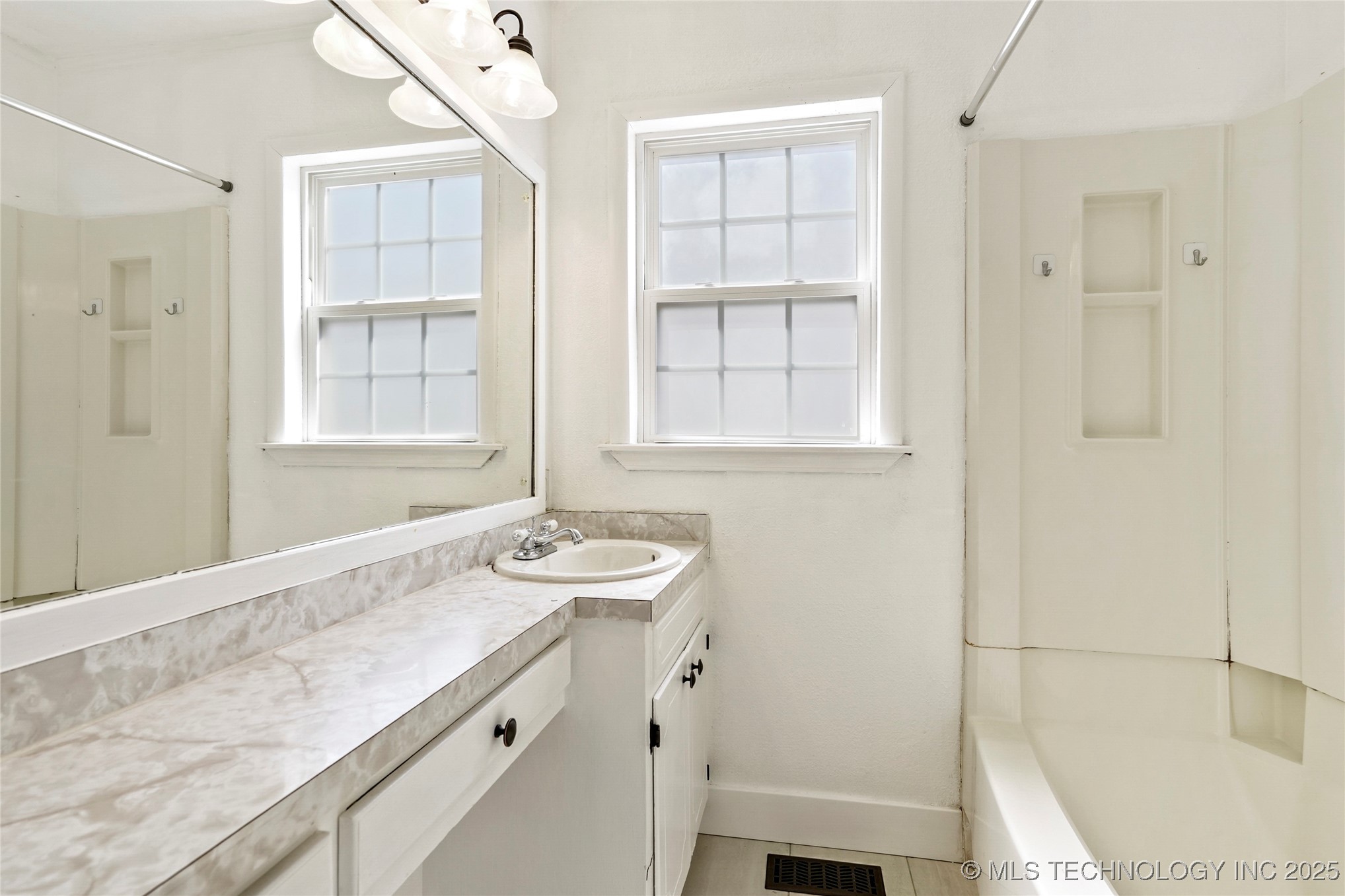 4641 S Trenton Avenue Property Photo 19