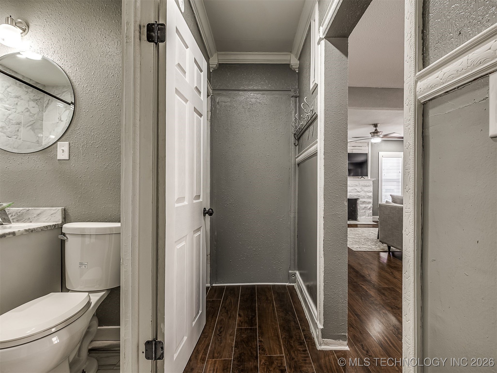 1227 S Richmond Avenue Property Photo 31