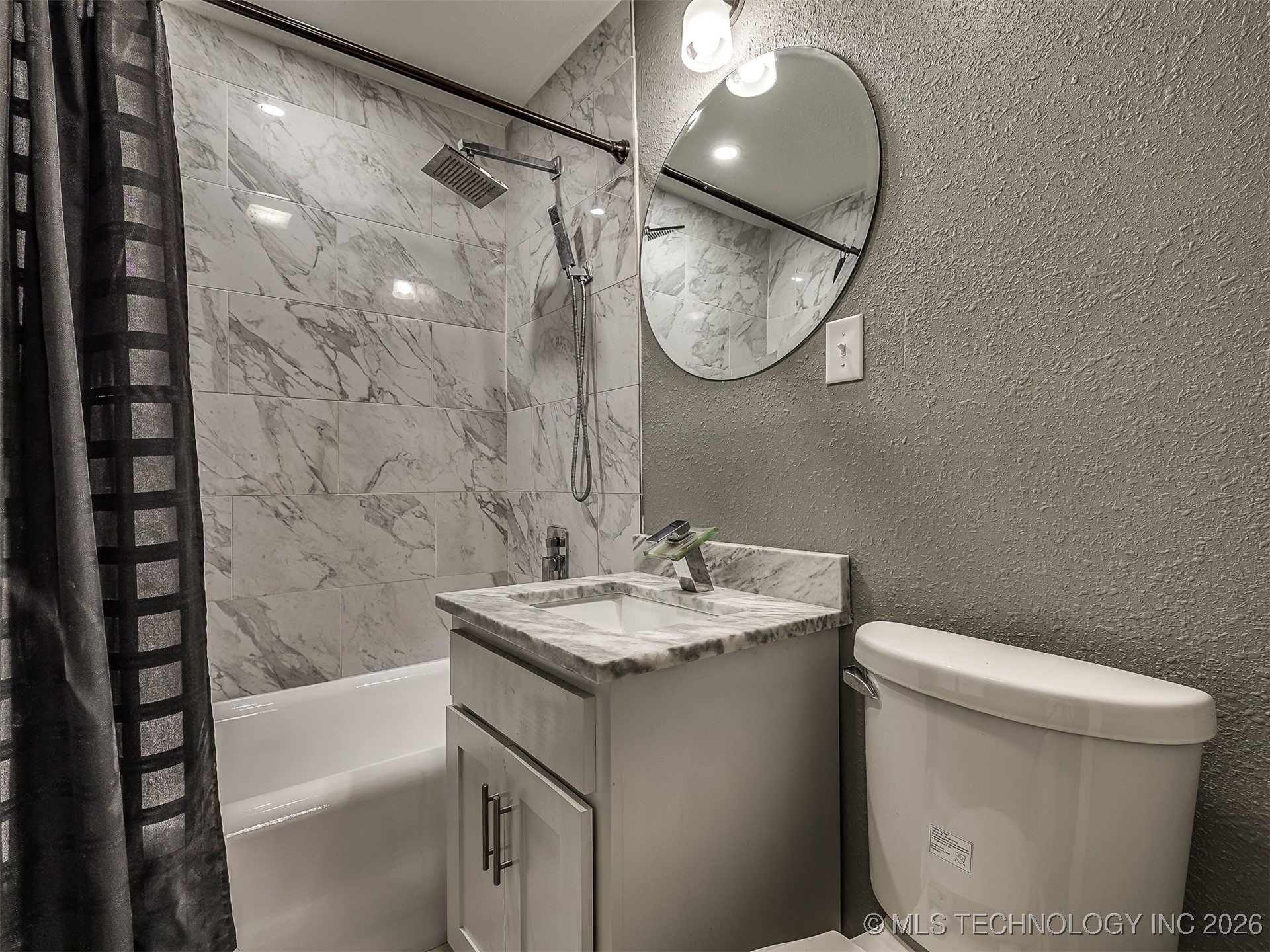 1227 S Richmond Avenue Property Photo 33