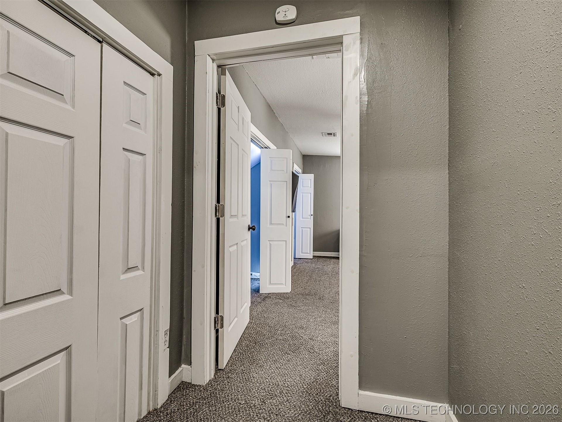 1227 S Richmond Avenue Property Photo 42