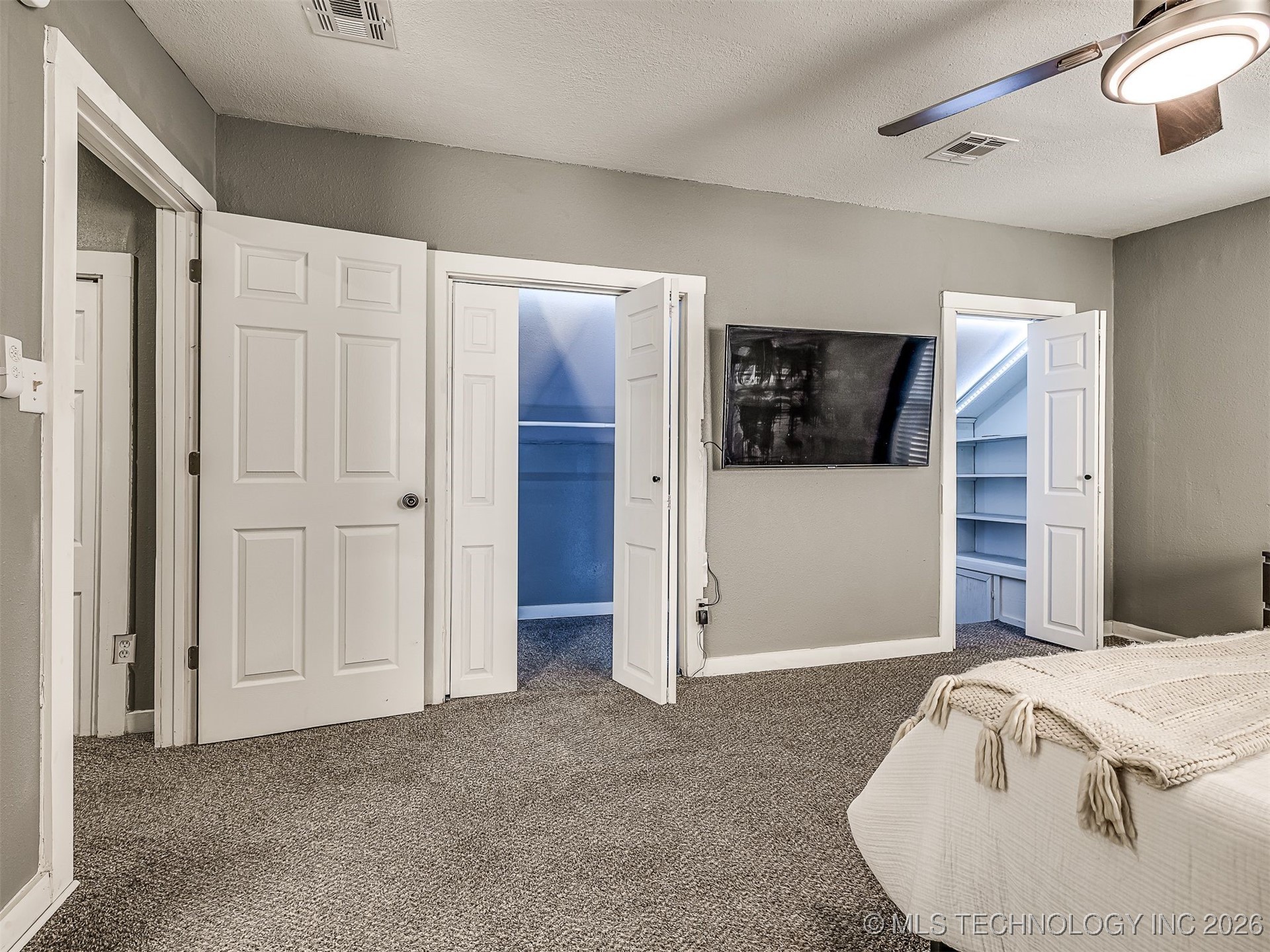 1227 S Richmond Avenue Property Photo 45