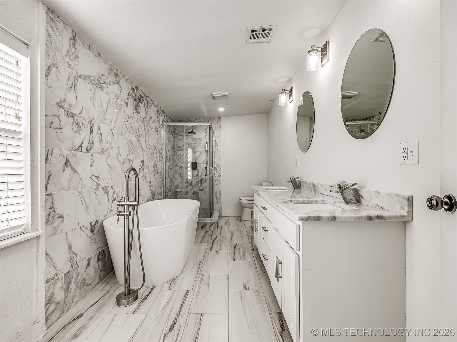 1227 S Richmond Avenue Property Photo 48