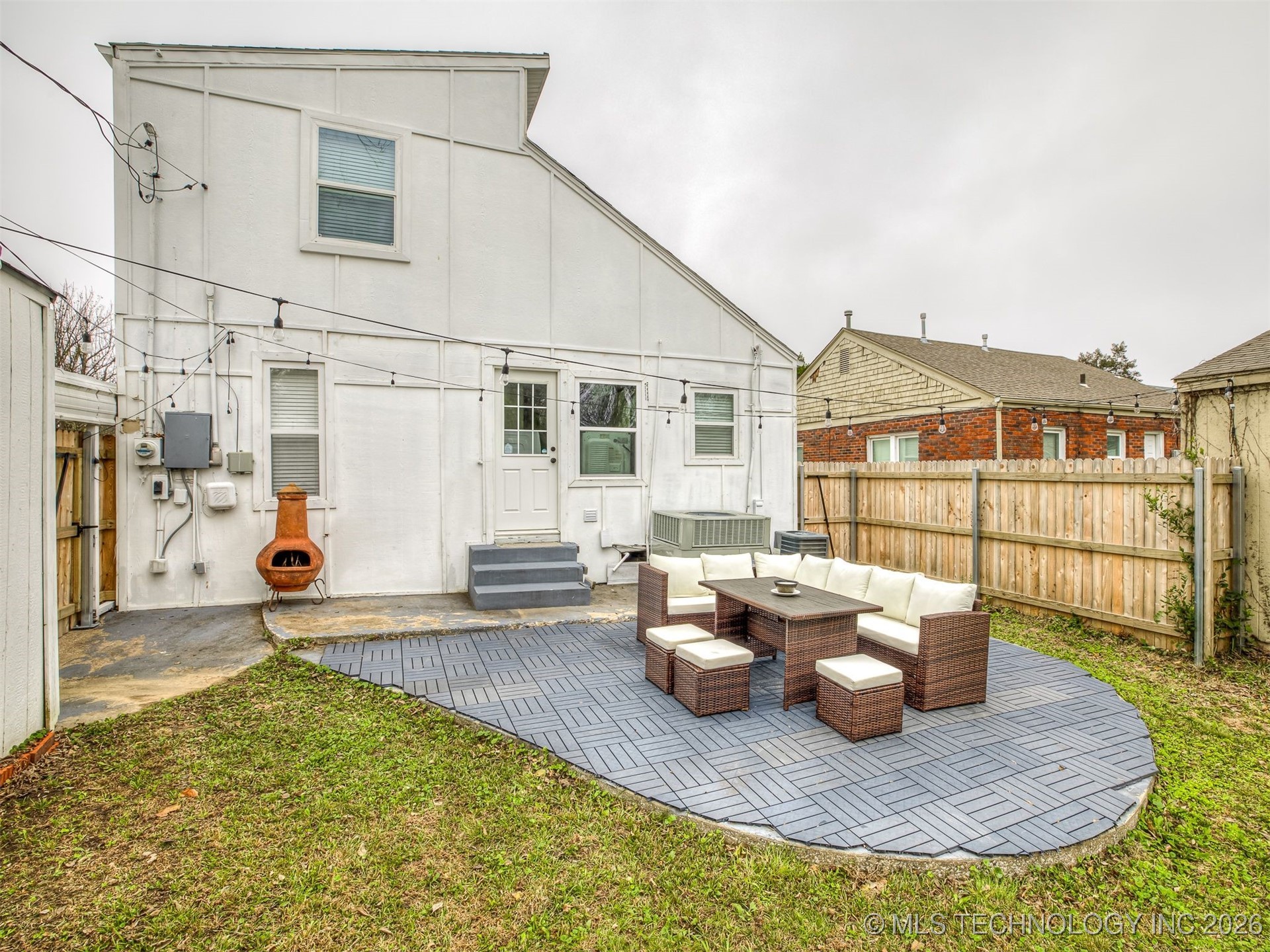 1227 S Richmond Avenue Property Photo 65