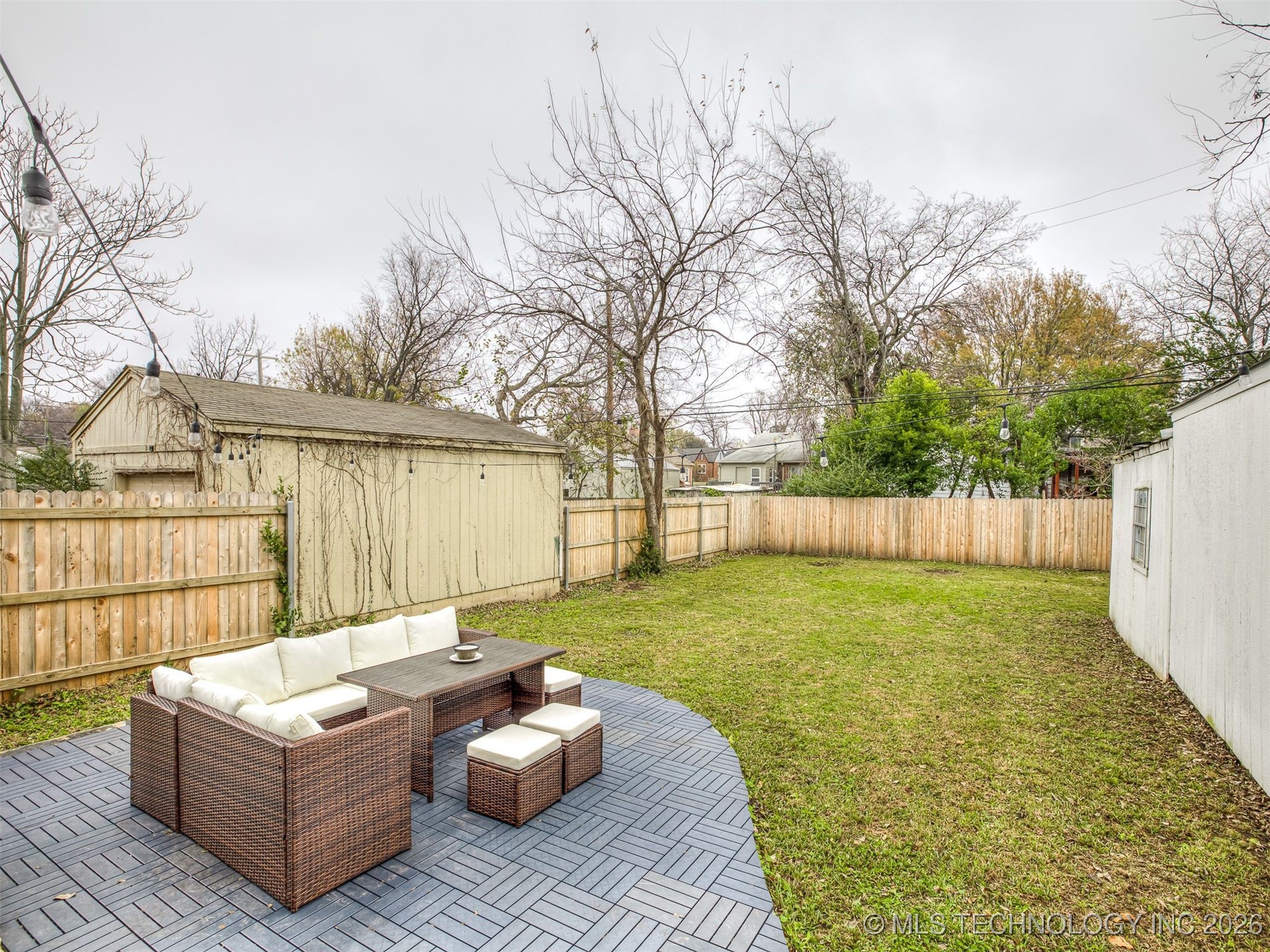 1227 S Richmond Avenue Property Photo 68