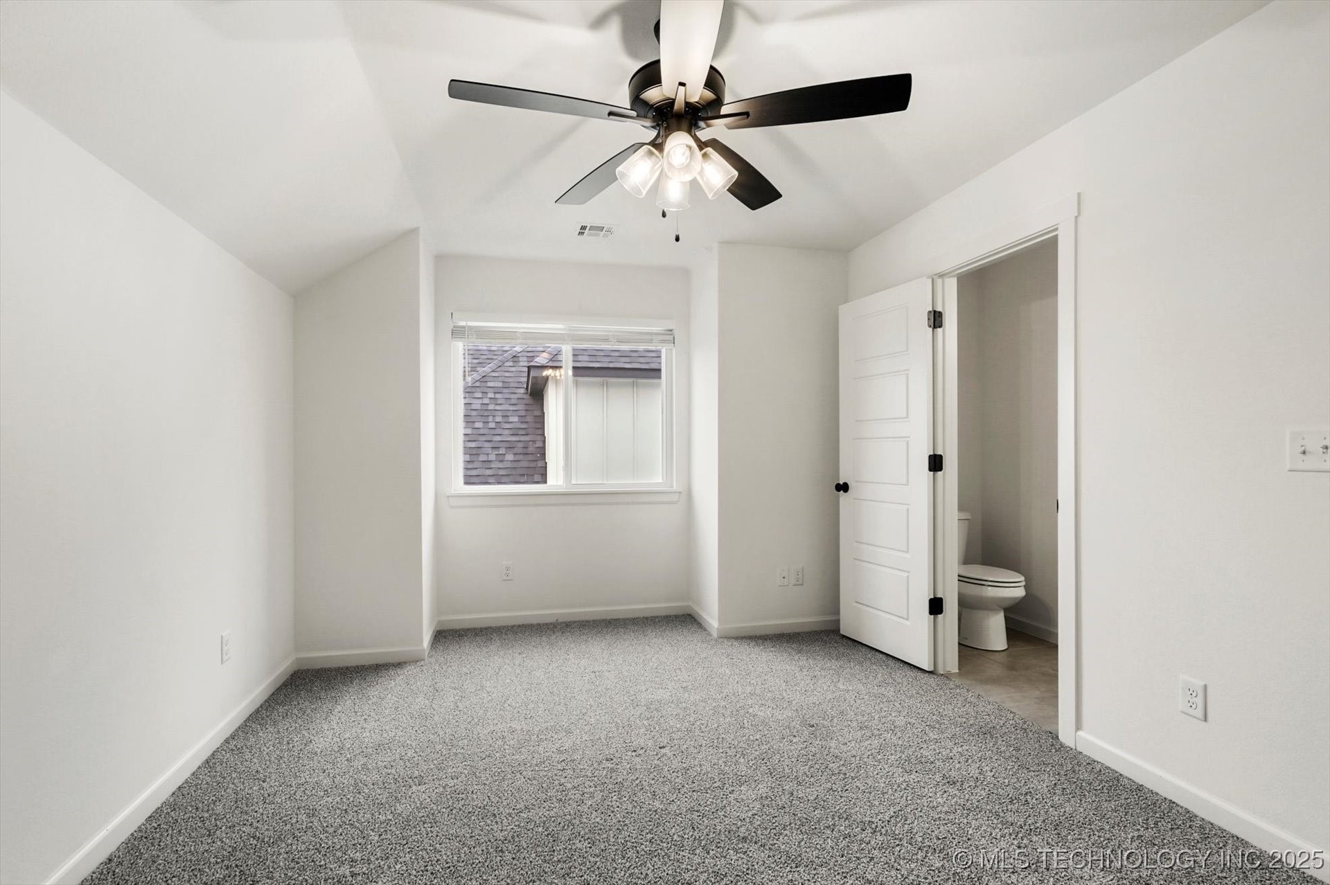 13716 S 21st Court E Property Photo 28