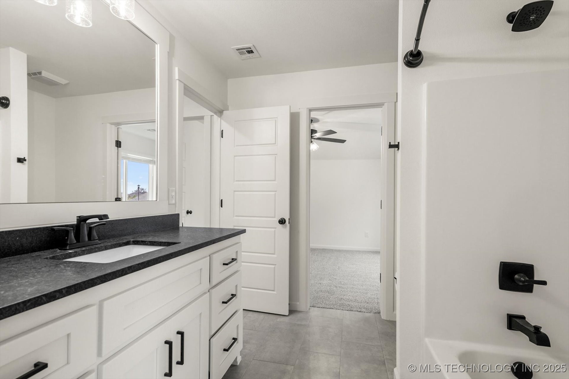 13716 S 21st Court E Property Photo 29