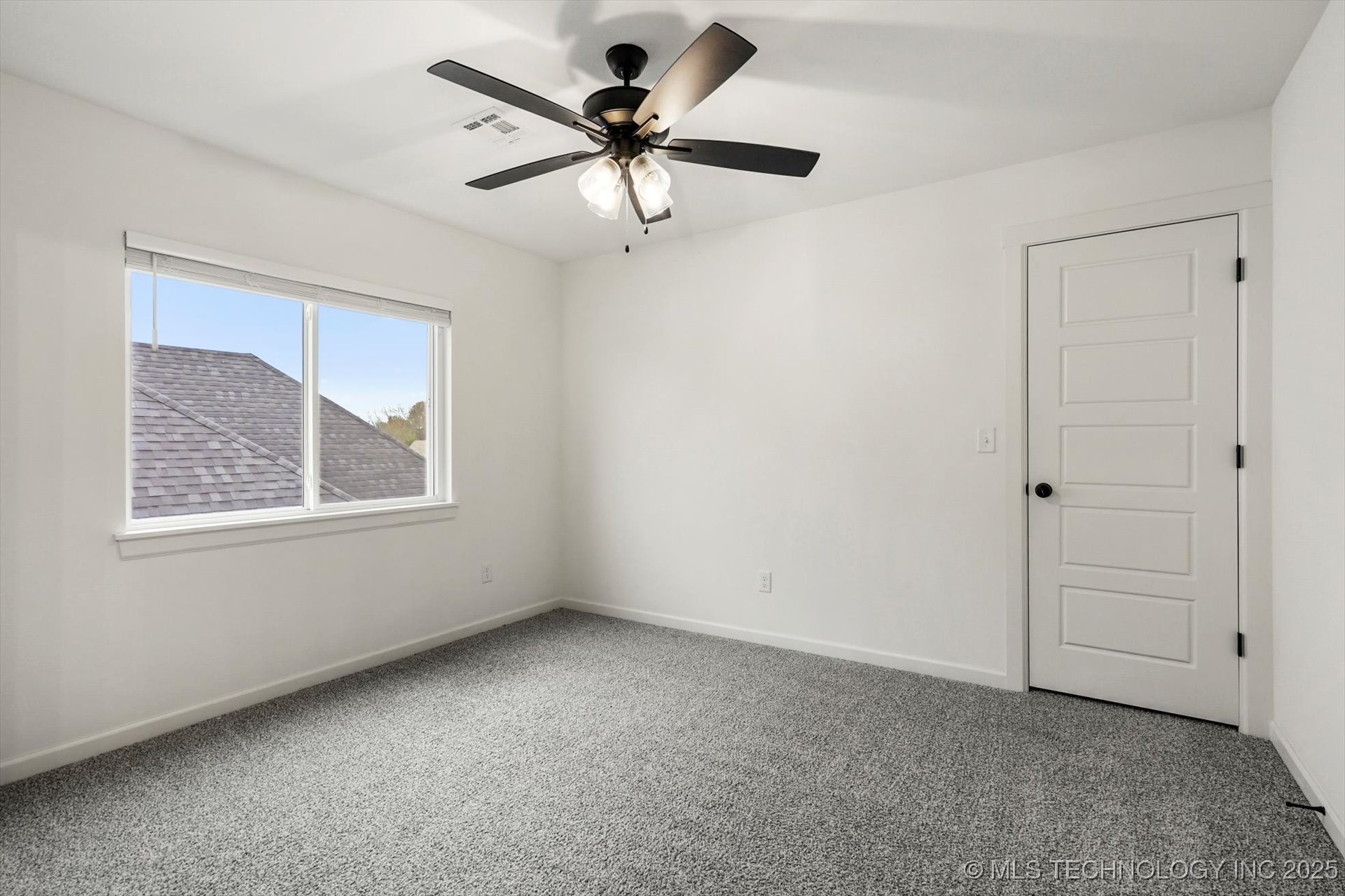 13716 S 21st Court E Property Photo 30