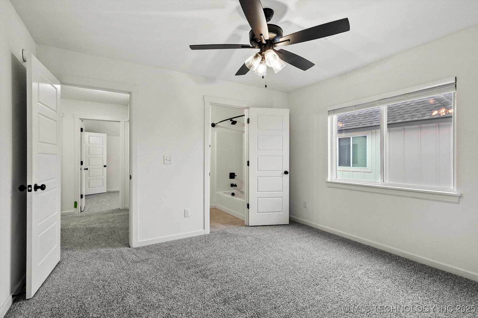 13716 S 21st Court E Property Photo 31