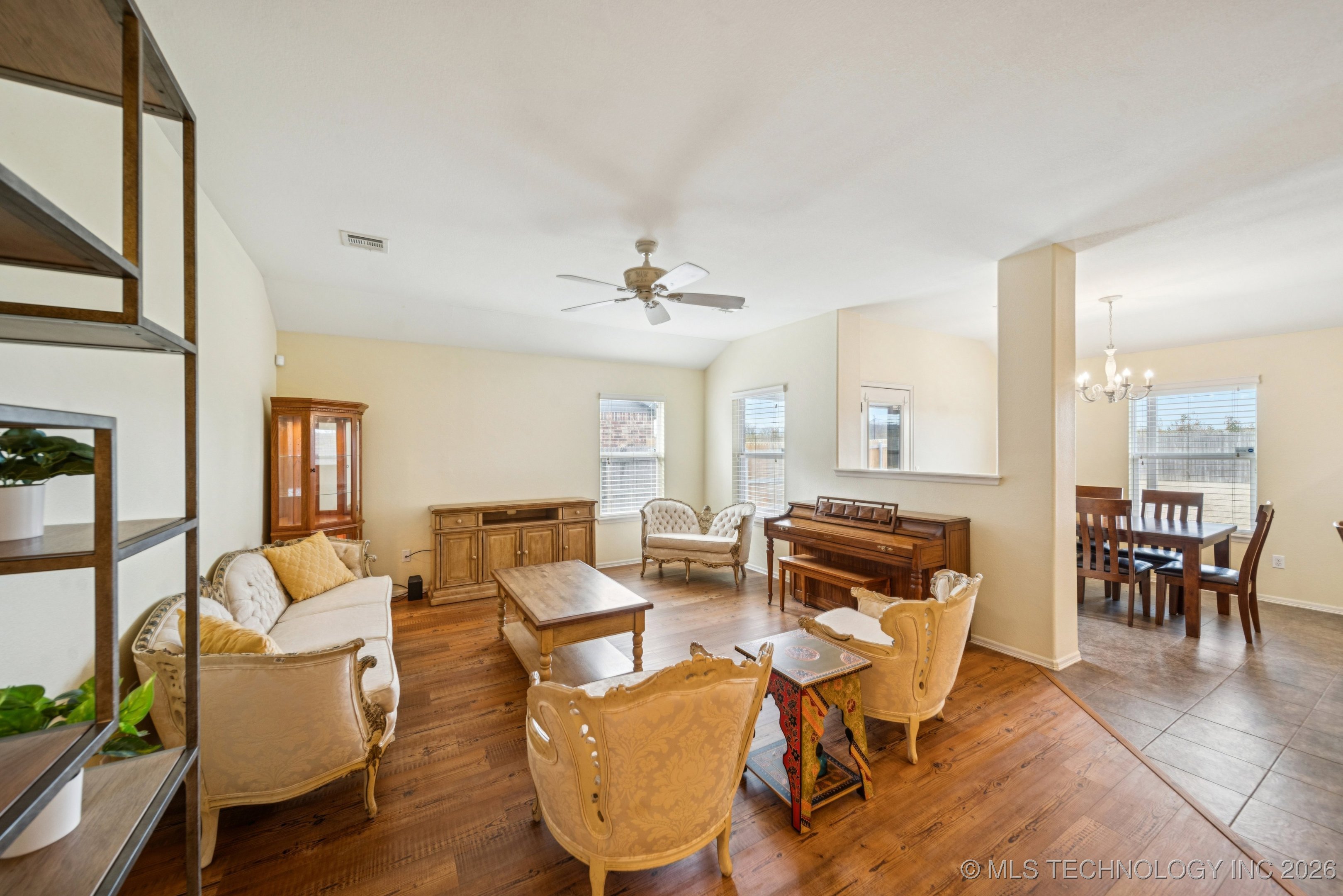 4114 S 181st East Avenue Property Photo 6