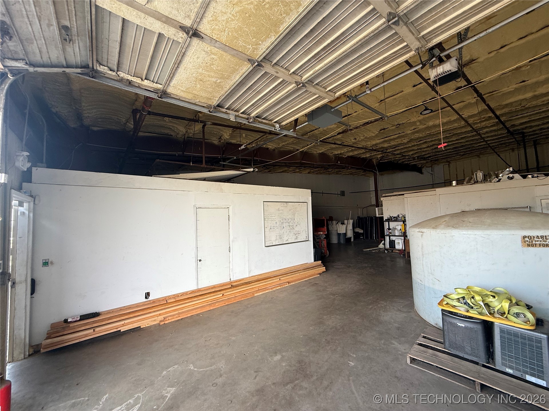 1000 Warmac Street Property Photo 13