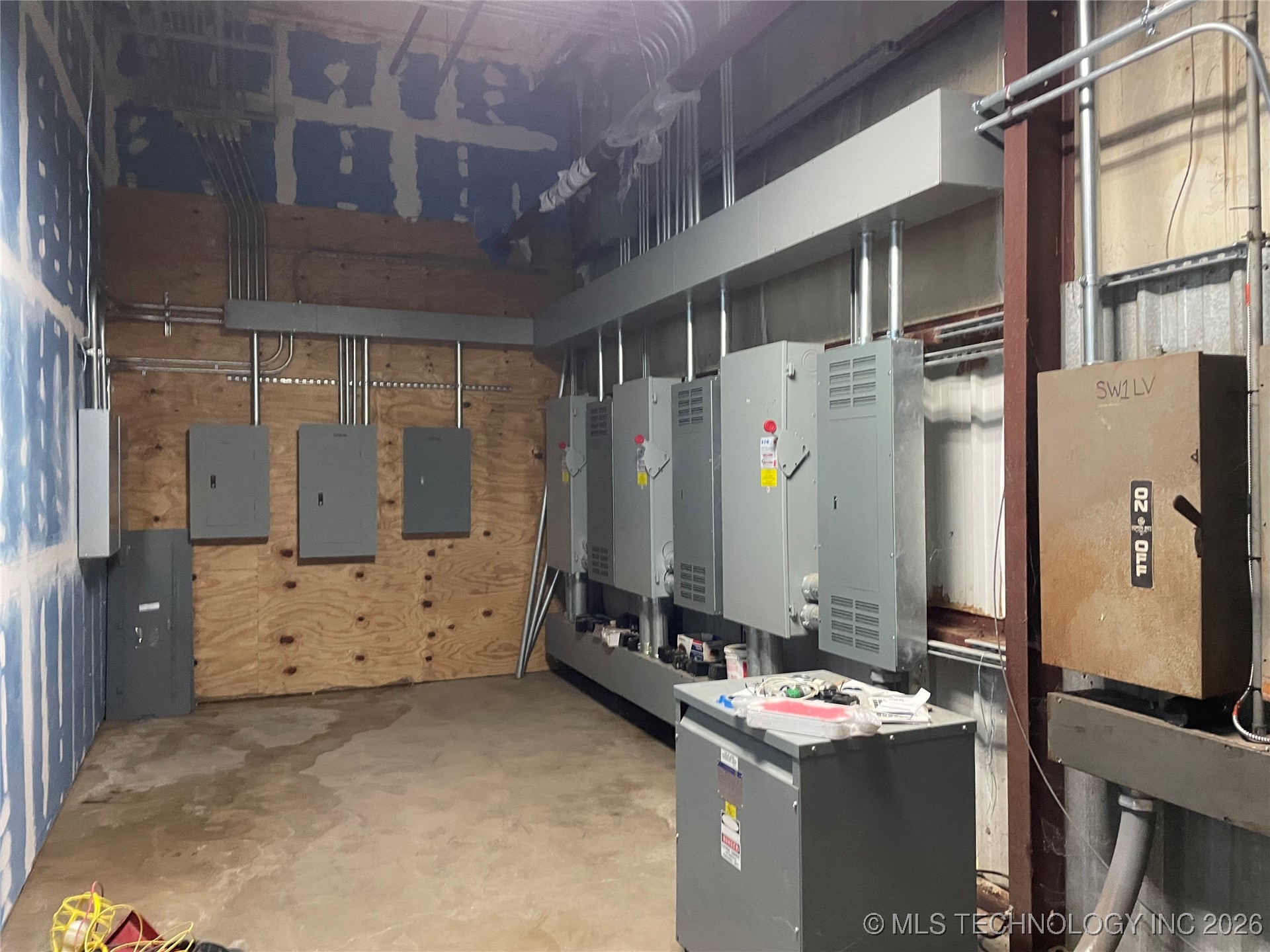 1000 Warmac Street Property Photo 31