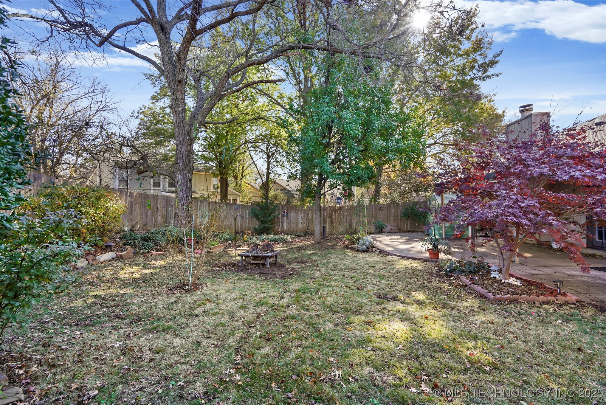 8131 S Jamestown Avenue Property Photo 26