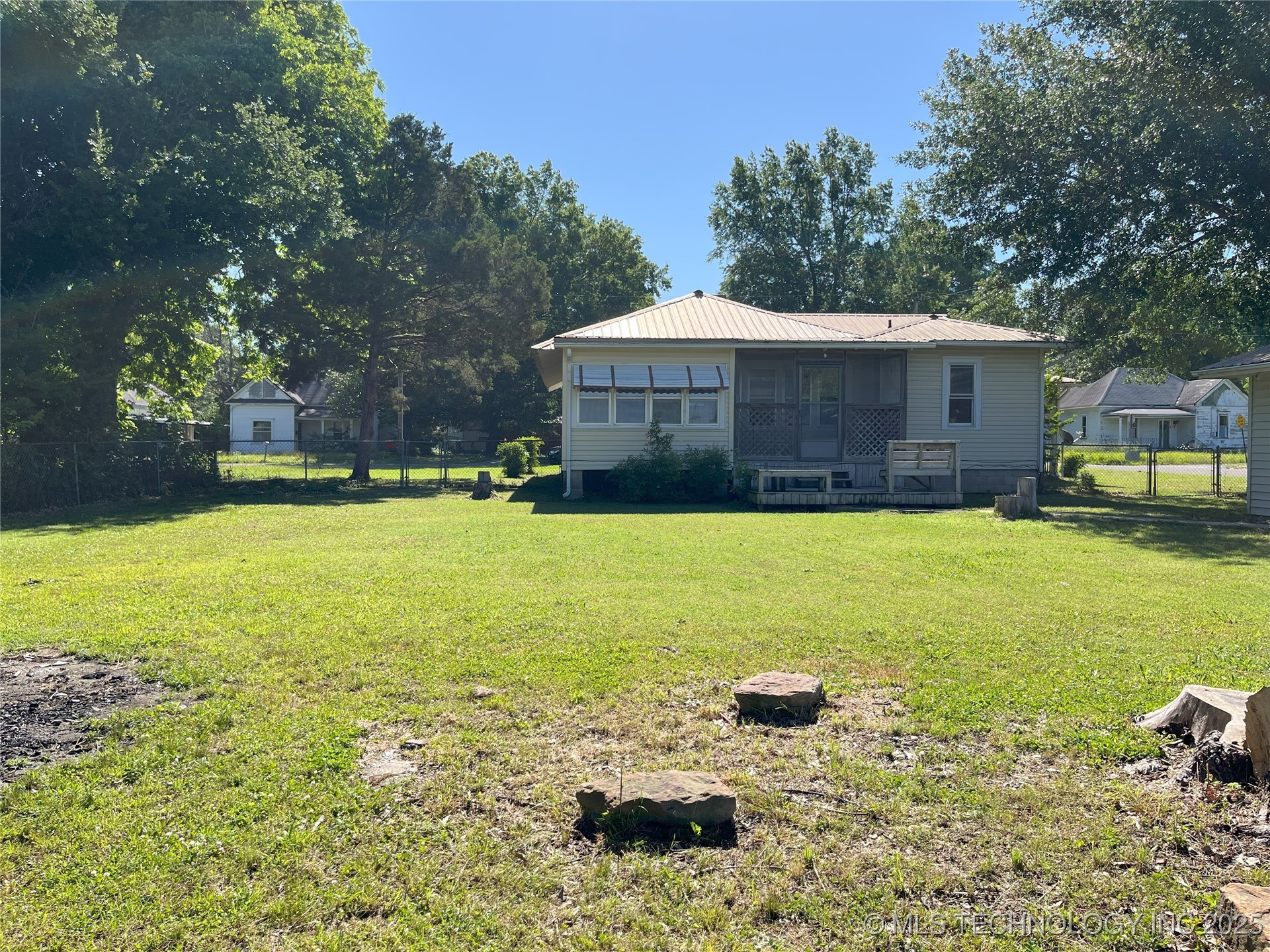 701 Nw 3rd Street Property Photo 32