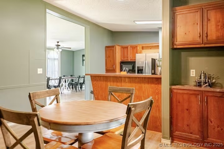 428784 E 1150 Property Photo 21