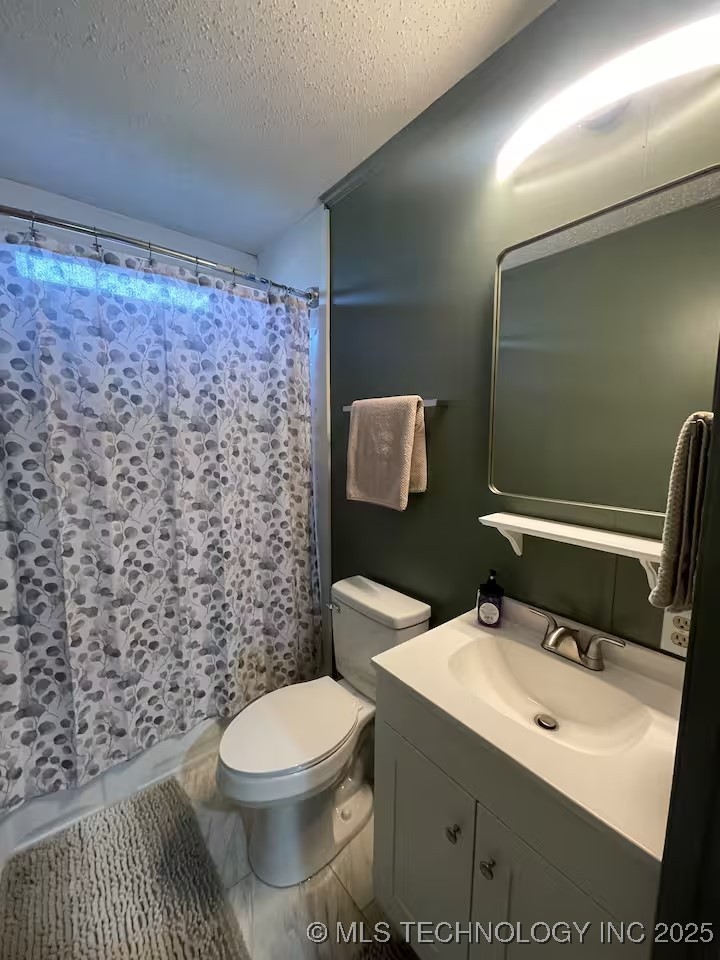 428784 E 1150 Property Photo 33