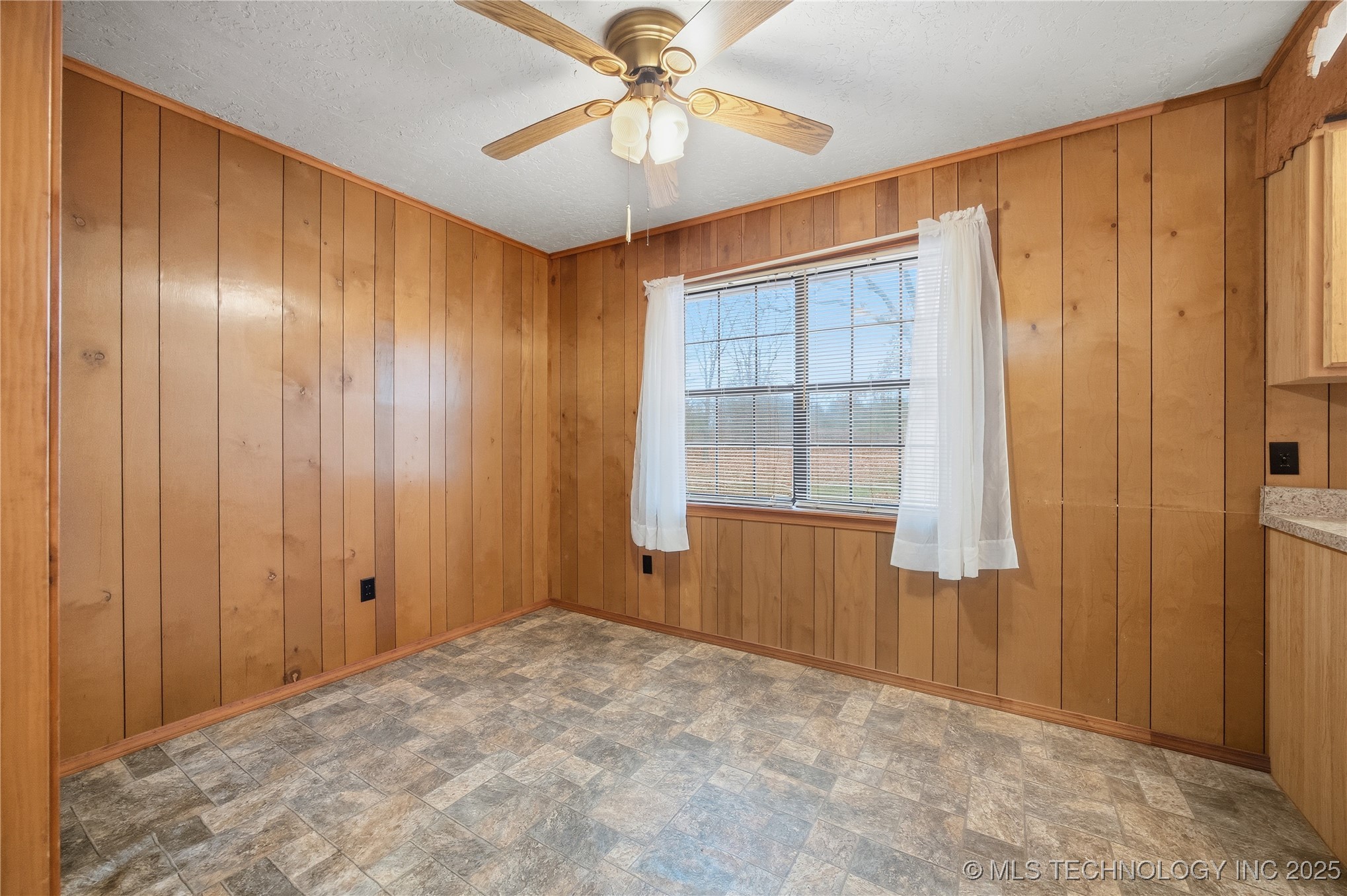 25302 Highway 51 Highway Property Photo 8