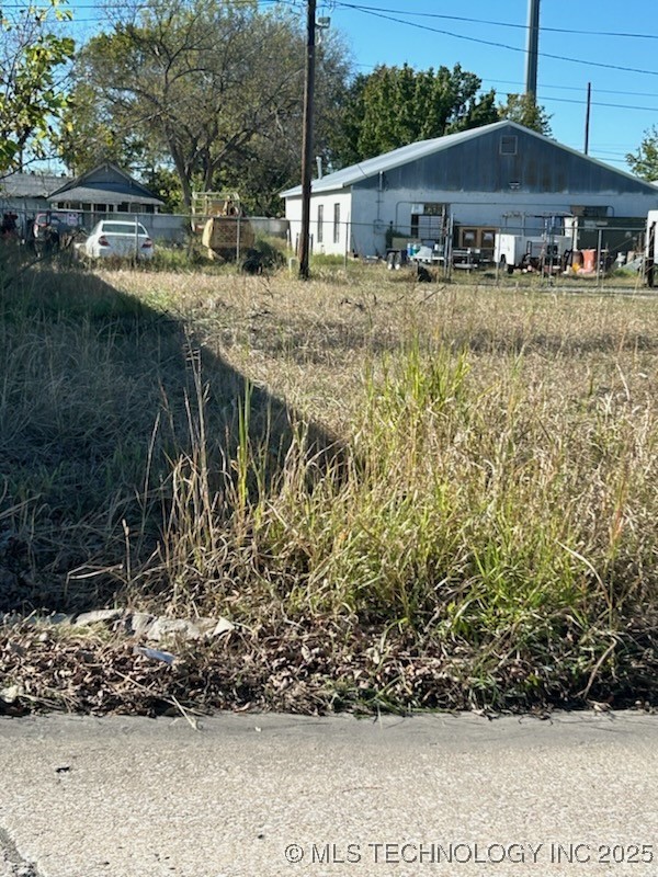 125 NW Jennings Avenue Property Photo 1