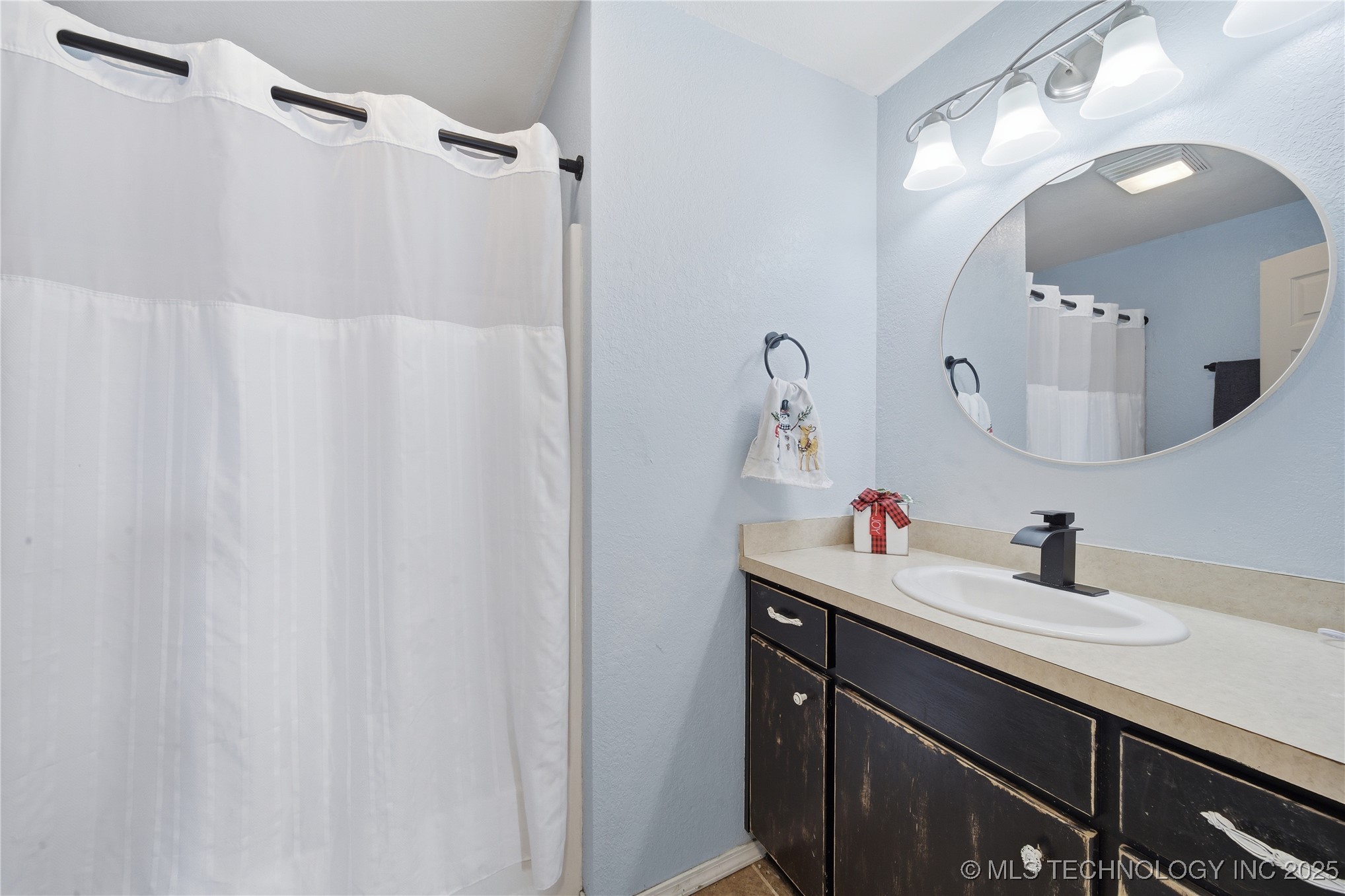 1643 S Oak Avenue Property Photo 21