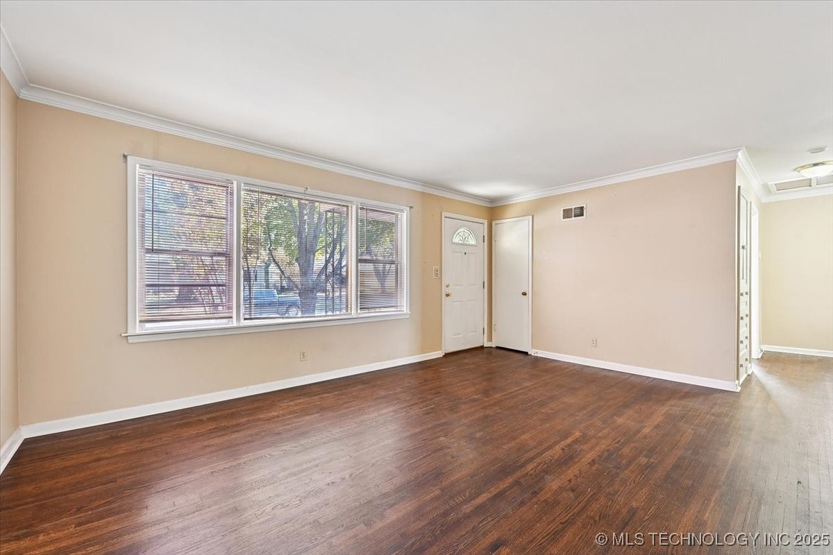 5140 S Troost Avenue Property Photo 6