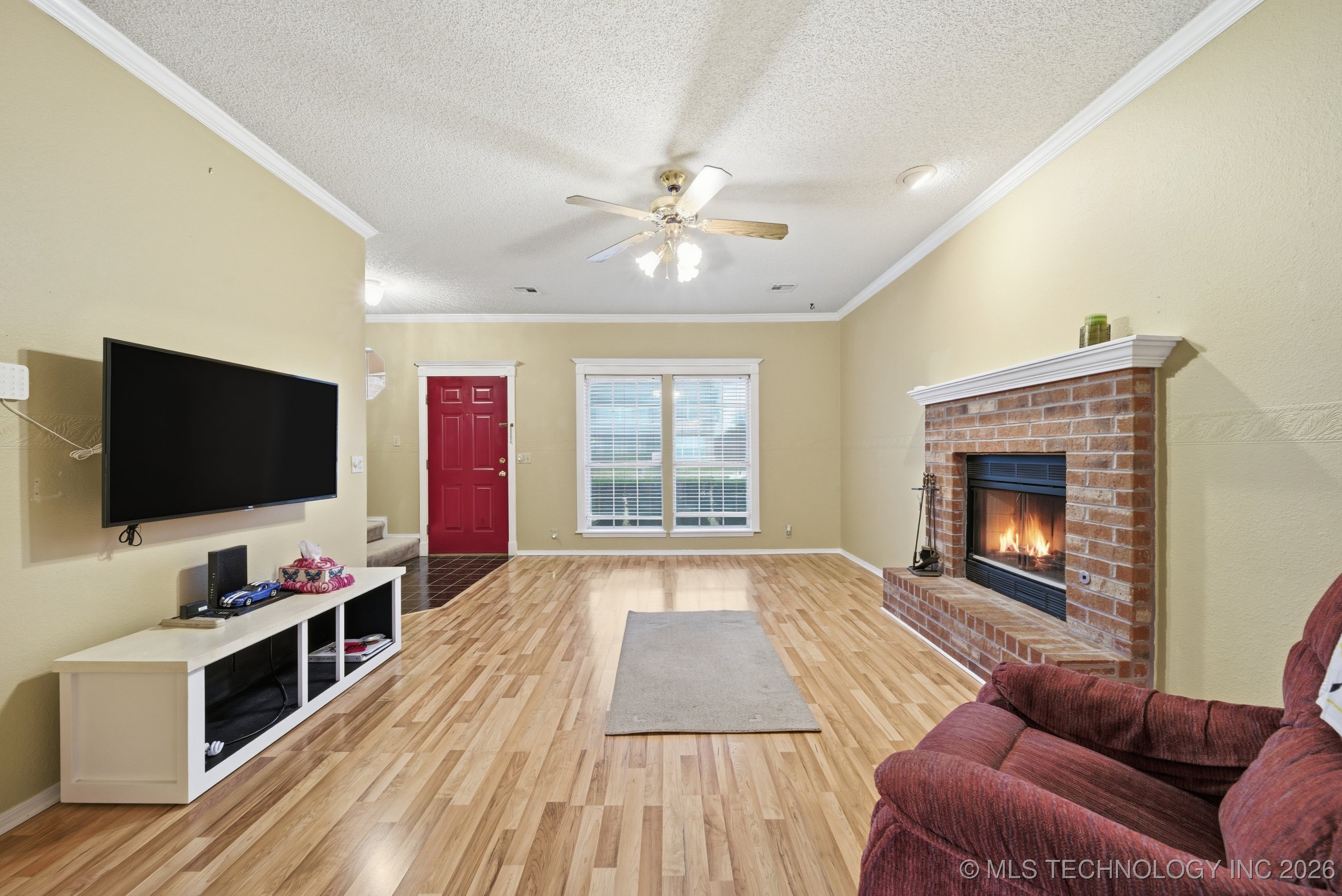 13432 E 36th Street Property Photo 8