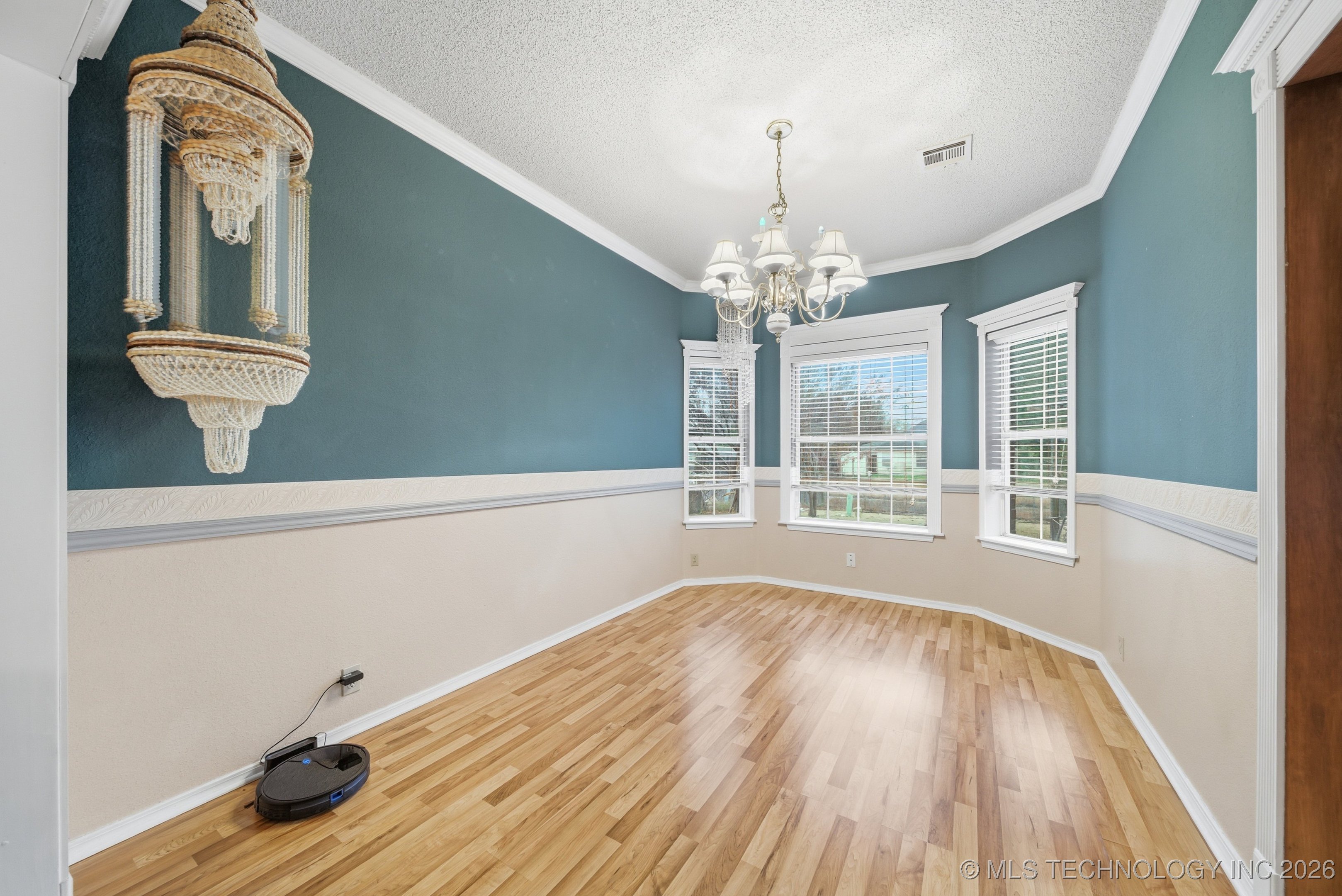 13432 E 36th Street Property Photo 9