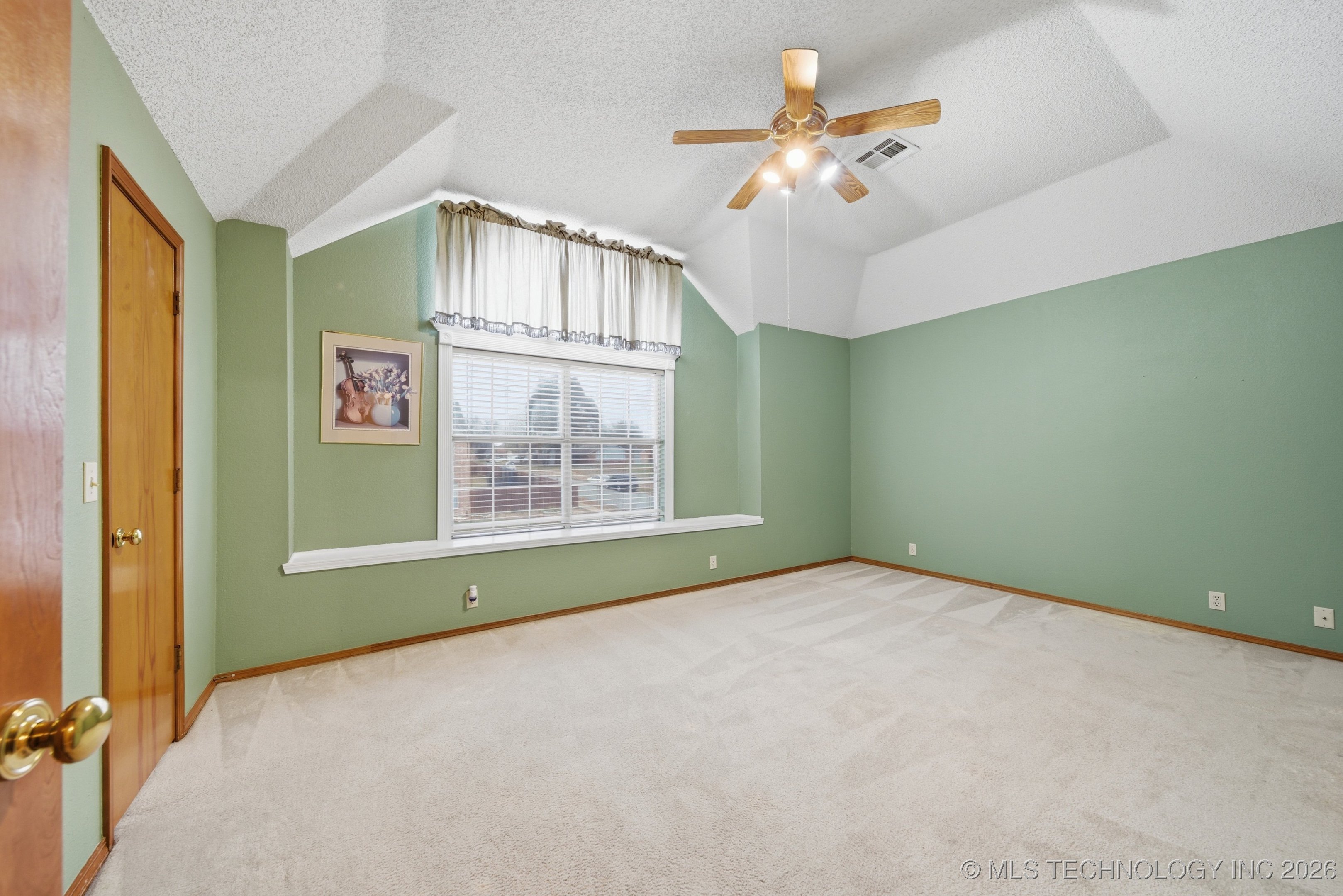 13432 E 36th Street Property Photo 19