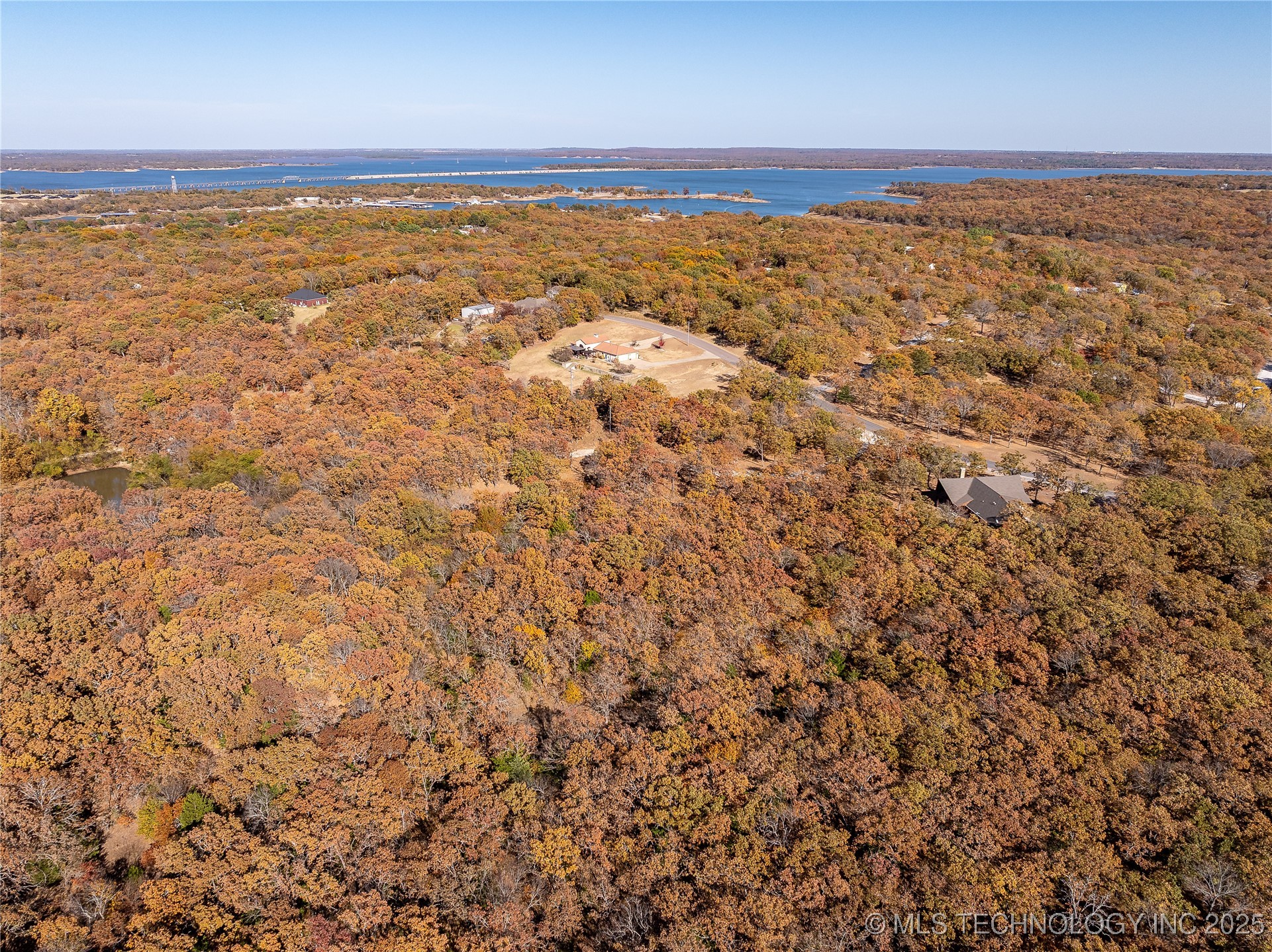 002 Texoma Park Road Property Photo 8