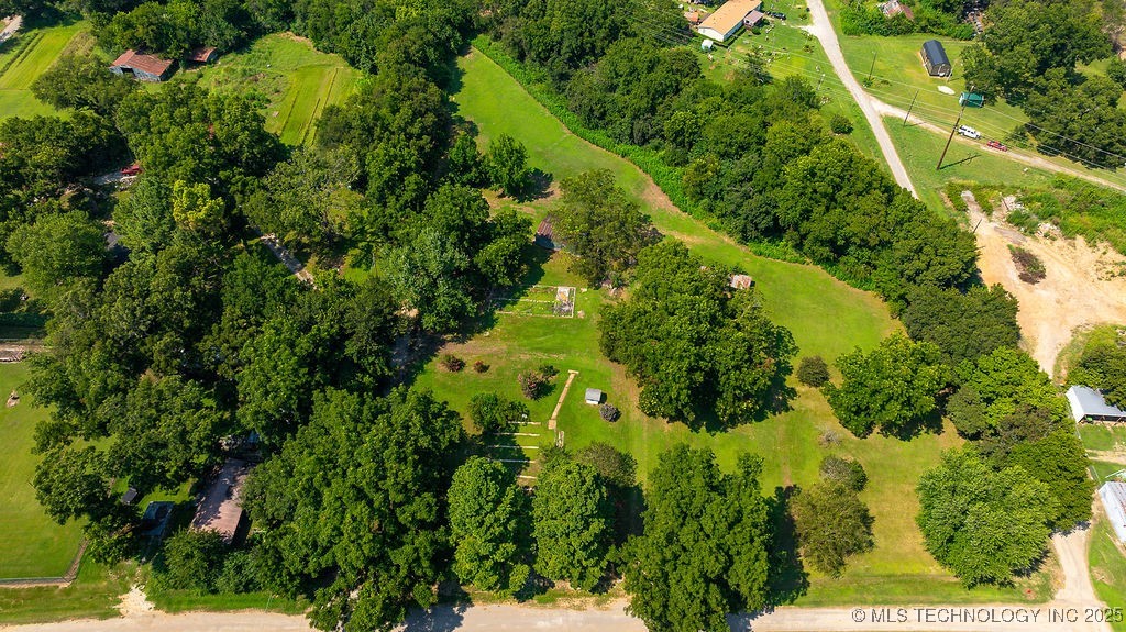 220 N Collins Property Photo 2